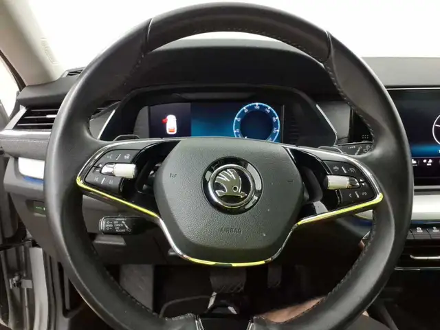 Skoda Octavia view 9