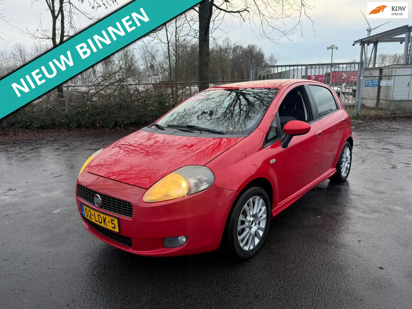 Fiat Grande Punto 1.4 NeroBianco LEUKE AUTO RIJDT EN SCHAKELT GOED Rojo - 1