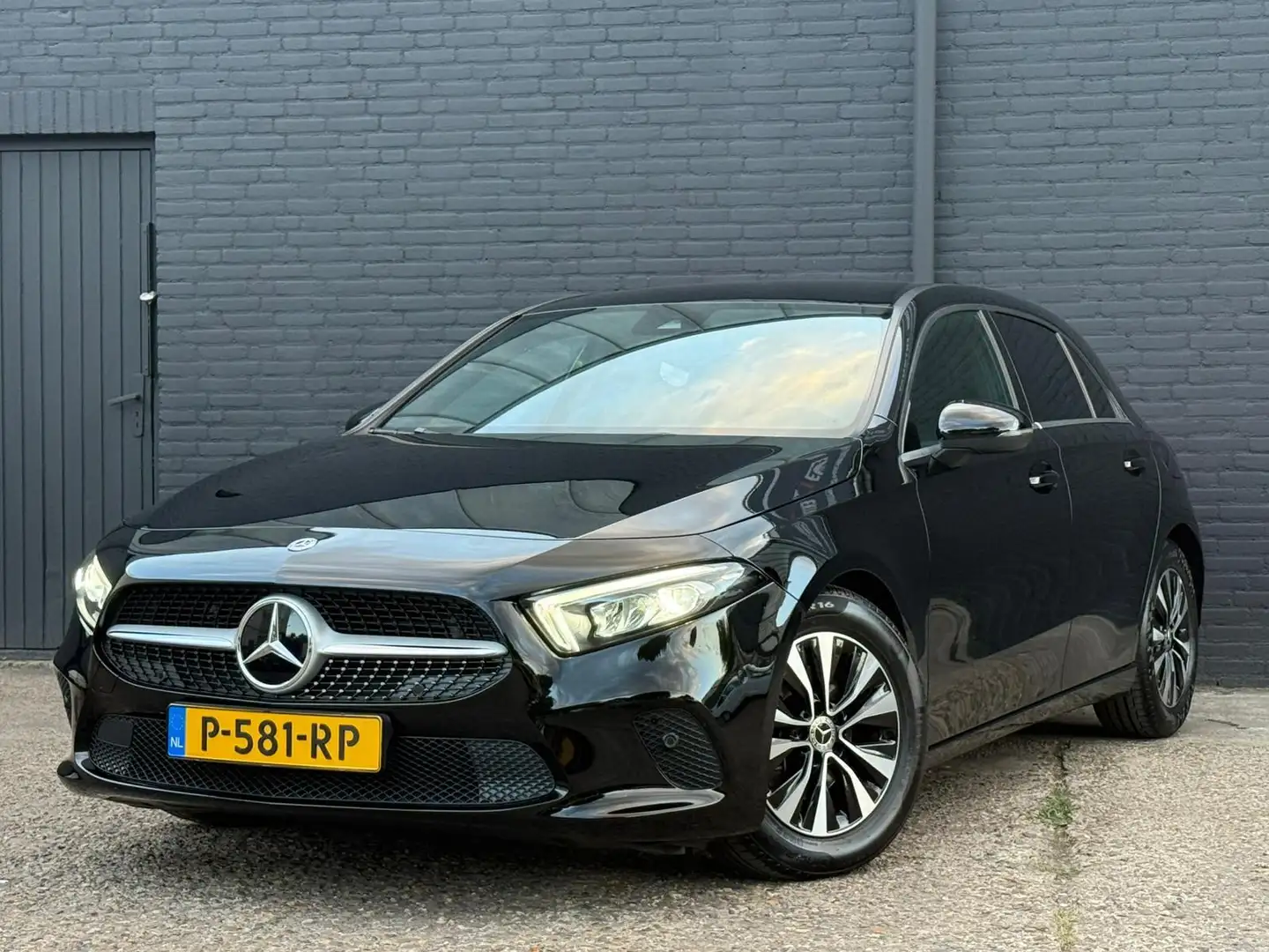 Mercedes-Benz A 180 Business Solution AMG | STOEL VERW | CAMERA | CARP Zwart - 1