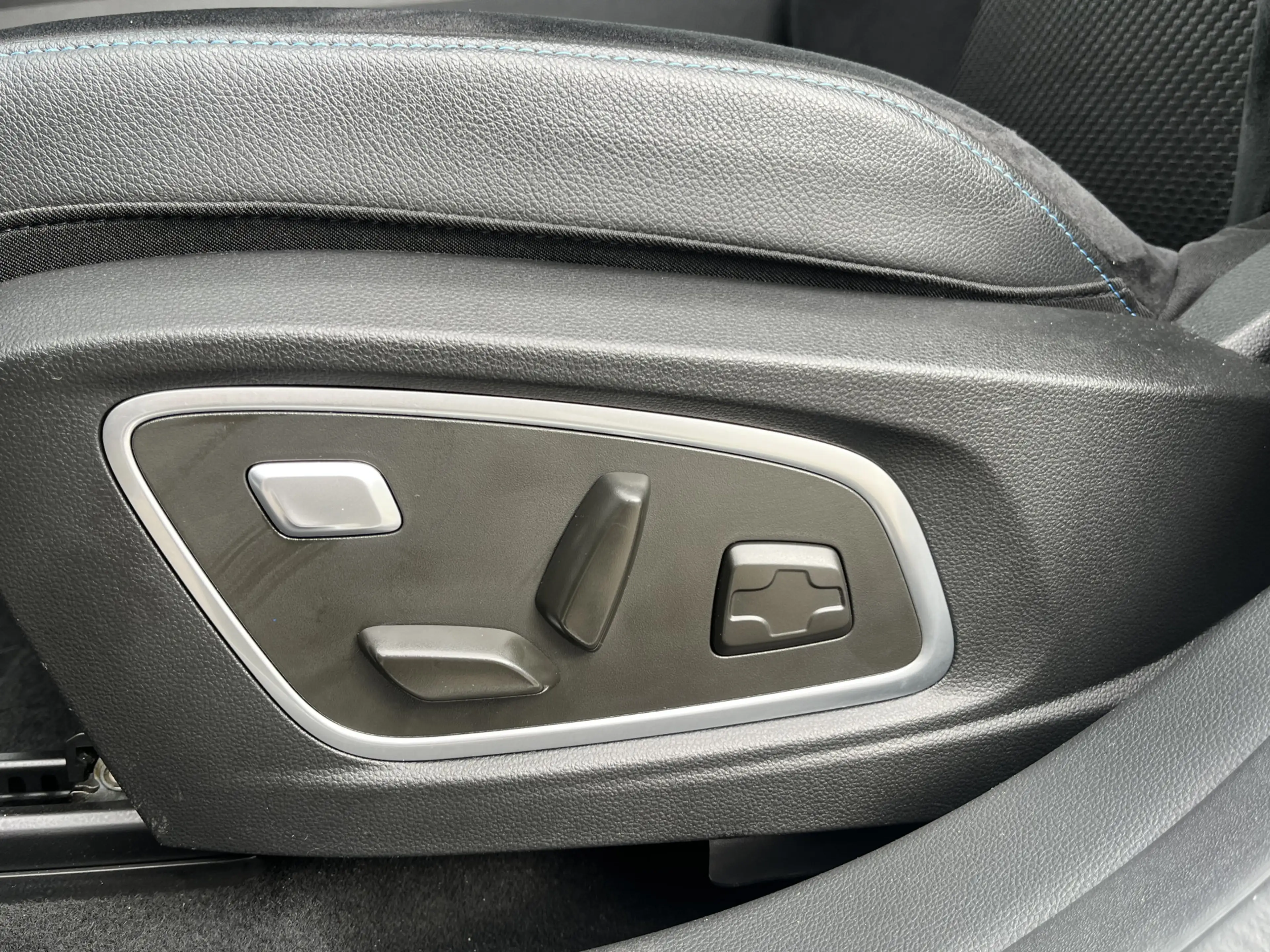 Renault Austral 1.2 E-Tech full hybrid 200PK iconic esprit Alpine — photo 16