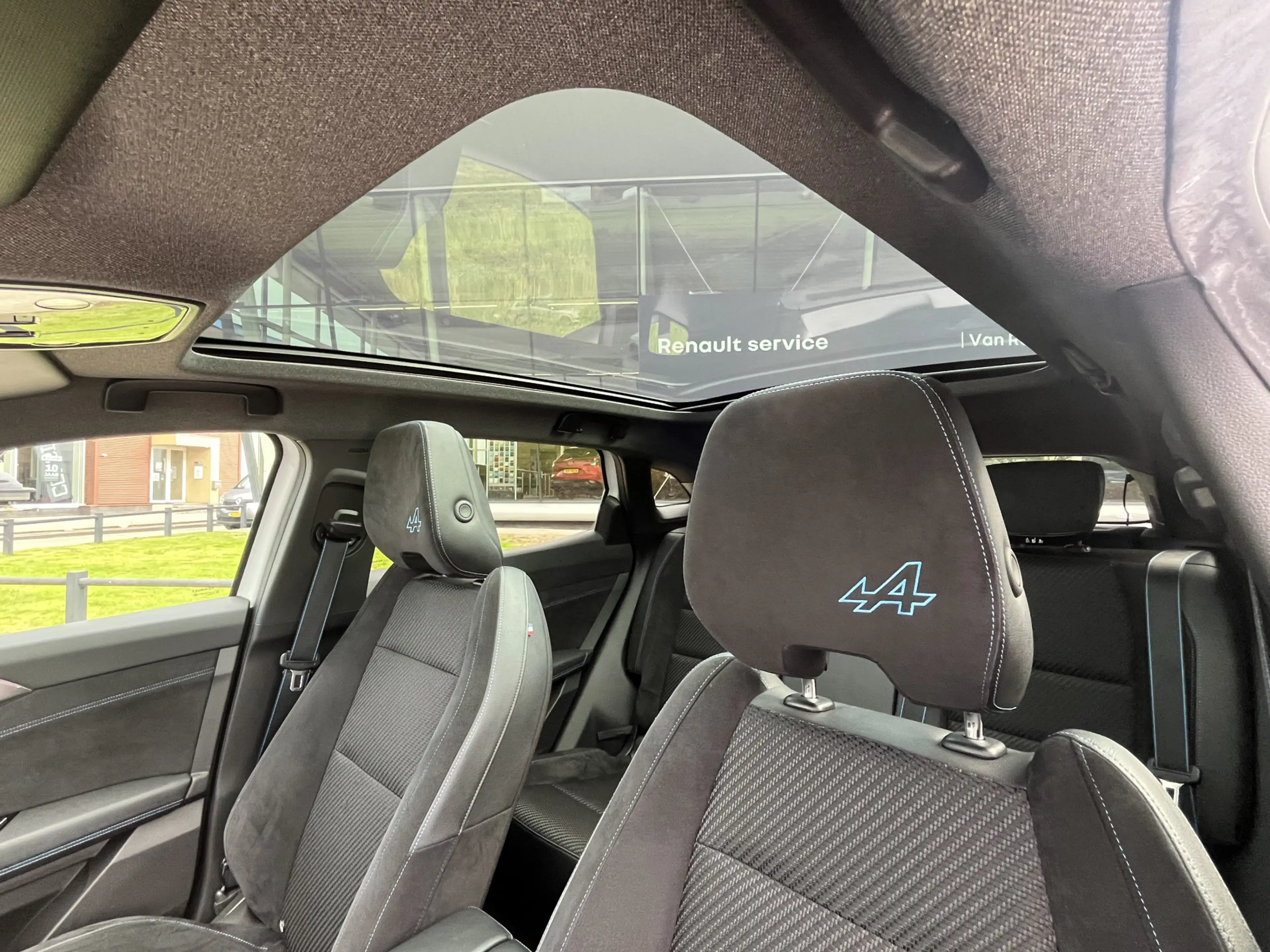 Renault Austral 1.2 E-Tech full hybrid 200PK iconic esprit Alpine — photo 15