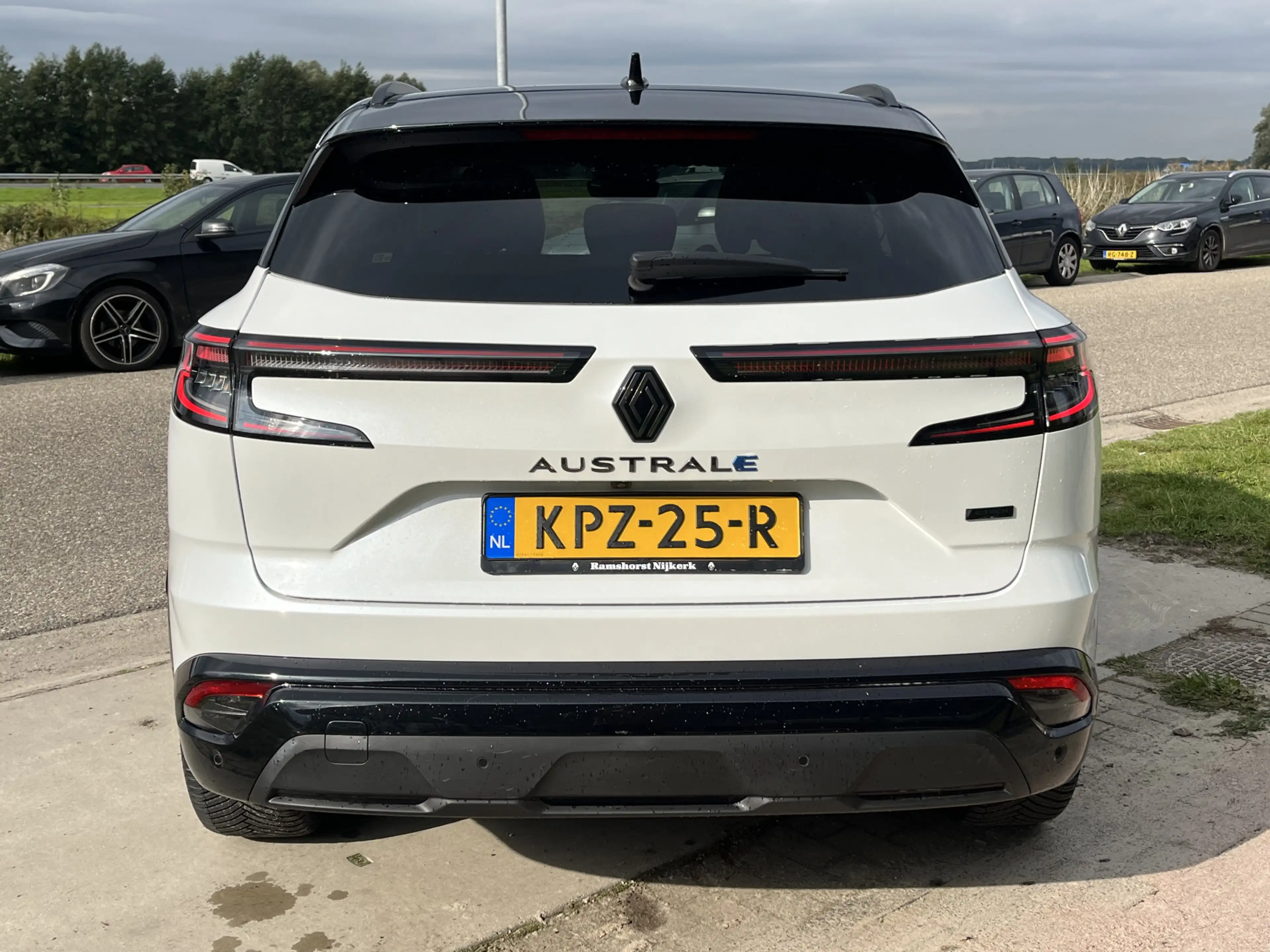 Renault Austral 1.2 E-Tech full hybrid 200PK iconic esprit Alpine — photo 8