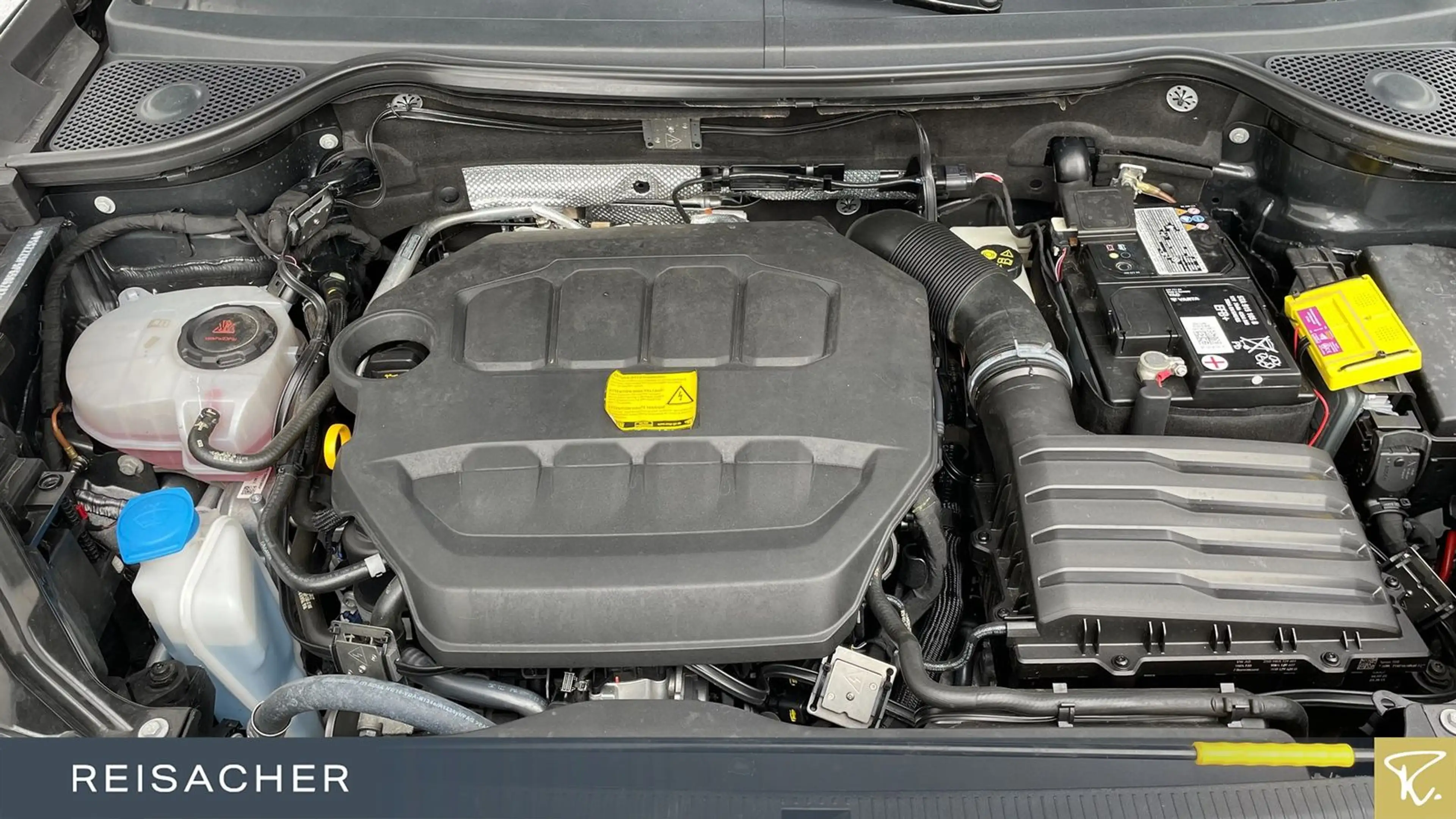 SEAT Ateca 2.0 TSI 4Drive DSG AHK elHk ACC SH — photo 7