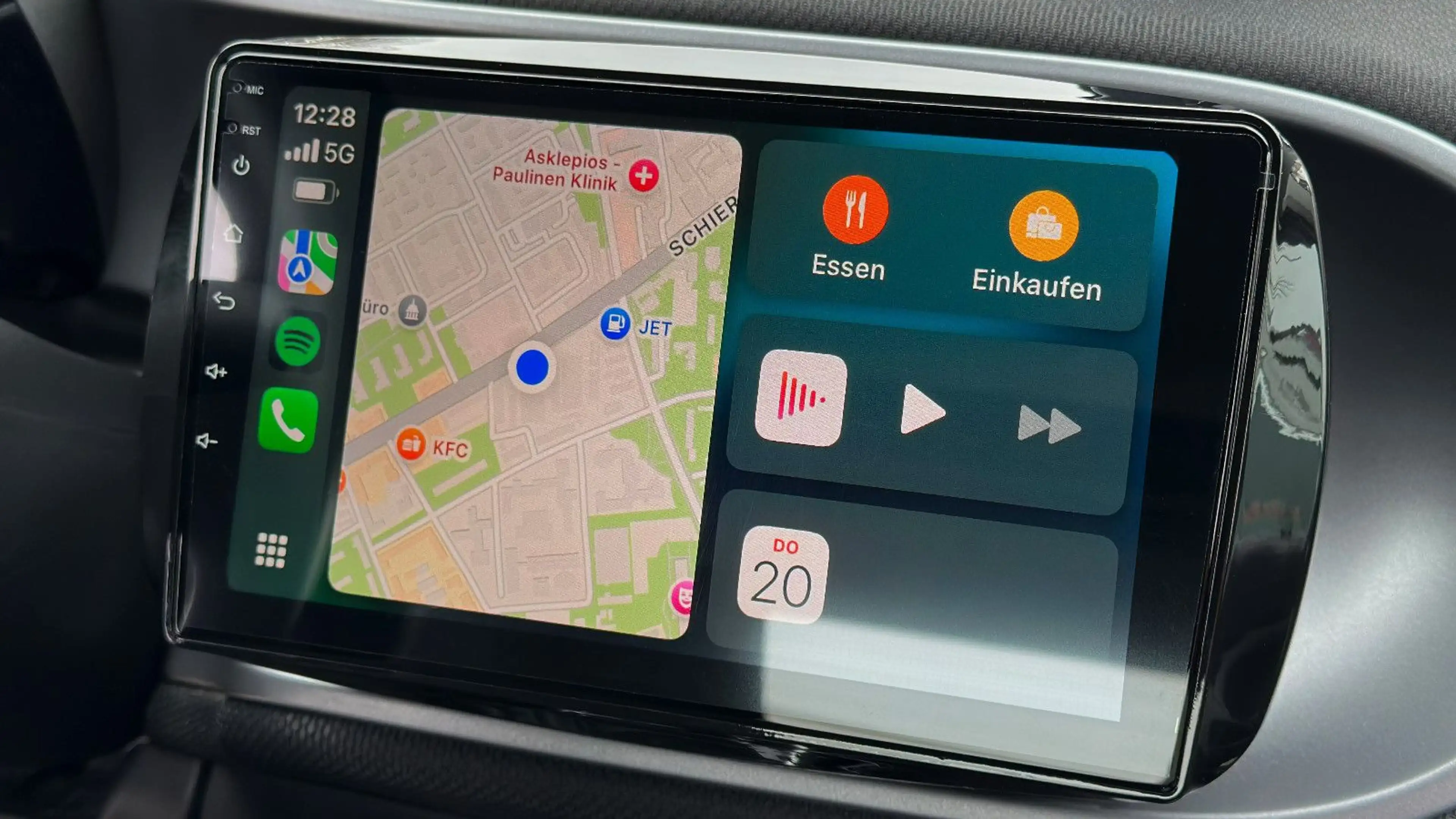 smart forTwo Cabrio TURBO DCT WHITE & RED! CARPLAY! — photo 15