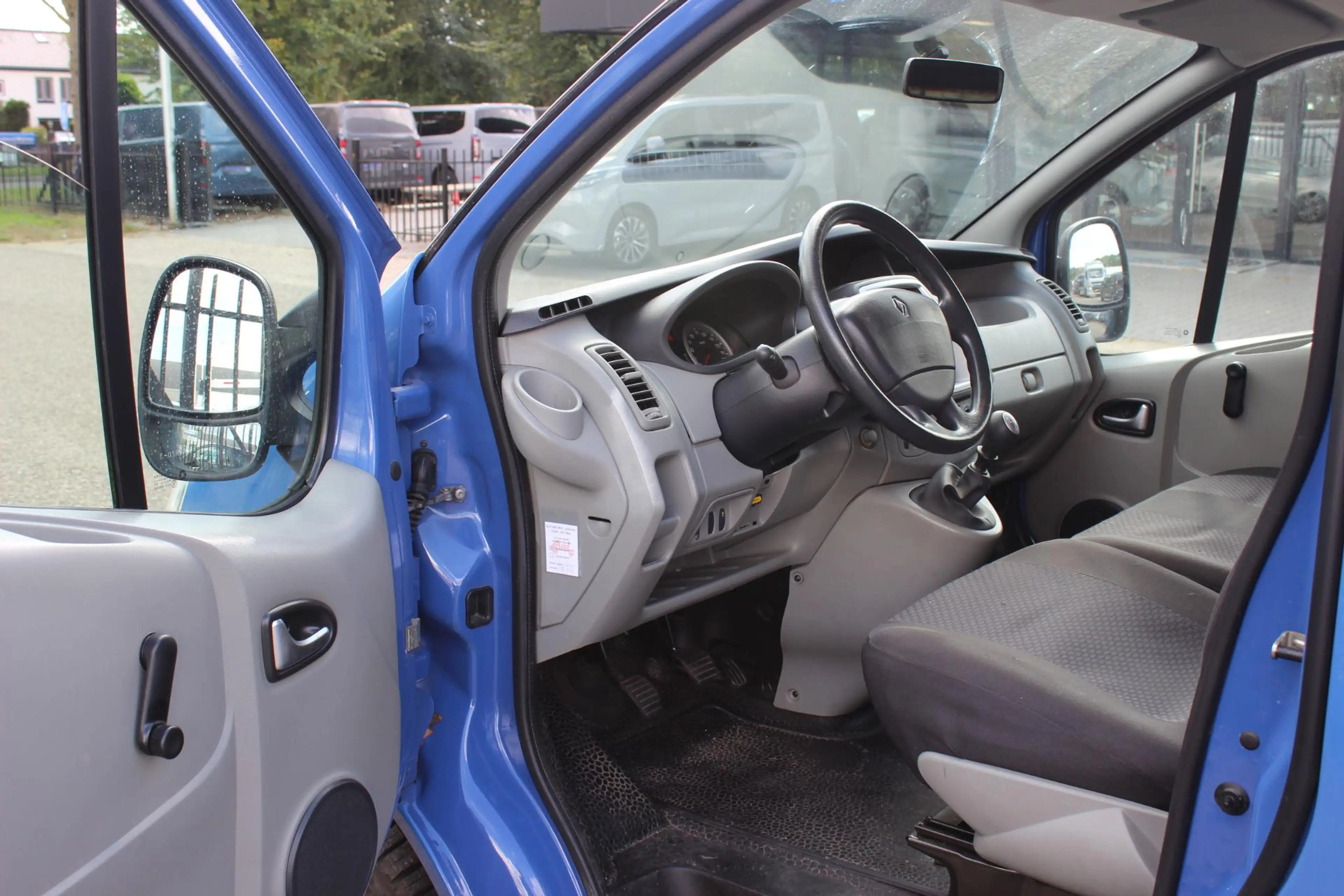 Renault Trafic Passenger 2.0 dCi 9-persoons Airco! — photo 13