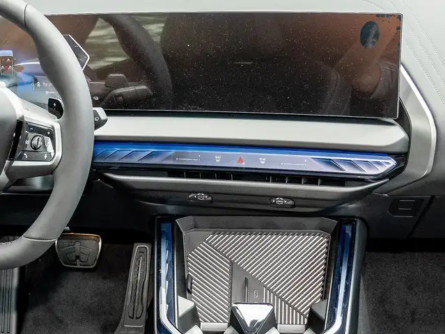 BMW X3 view 6
