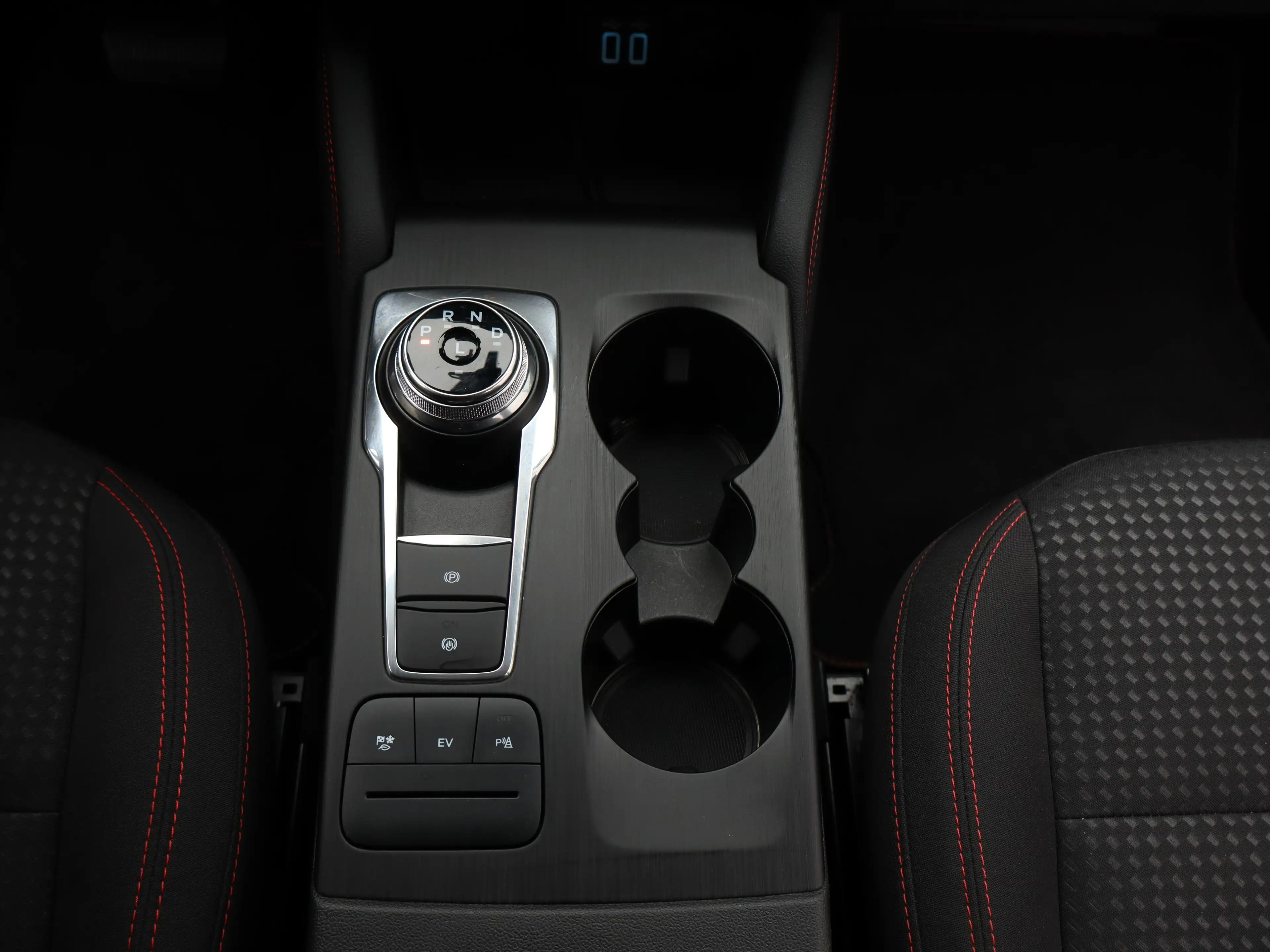 Ford Kuga 2.5 PHEV ST-Line | Achteruitrijcamera | Anti Blokk — photo 8