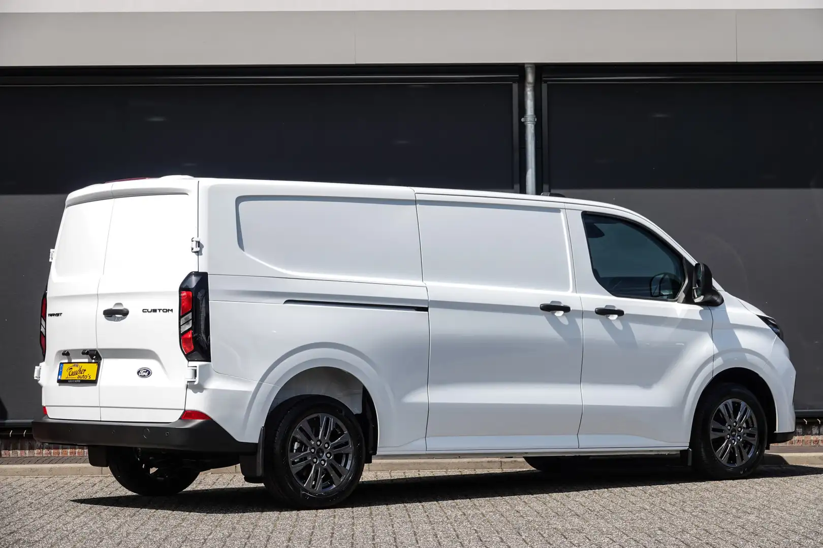 Ford Transit Custom L2H1 2.0Tdci 136Pk | Trend | Frozen White | 17'' Weiß - 2