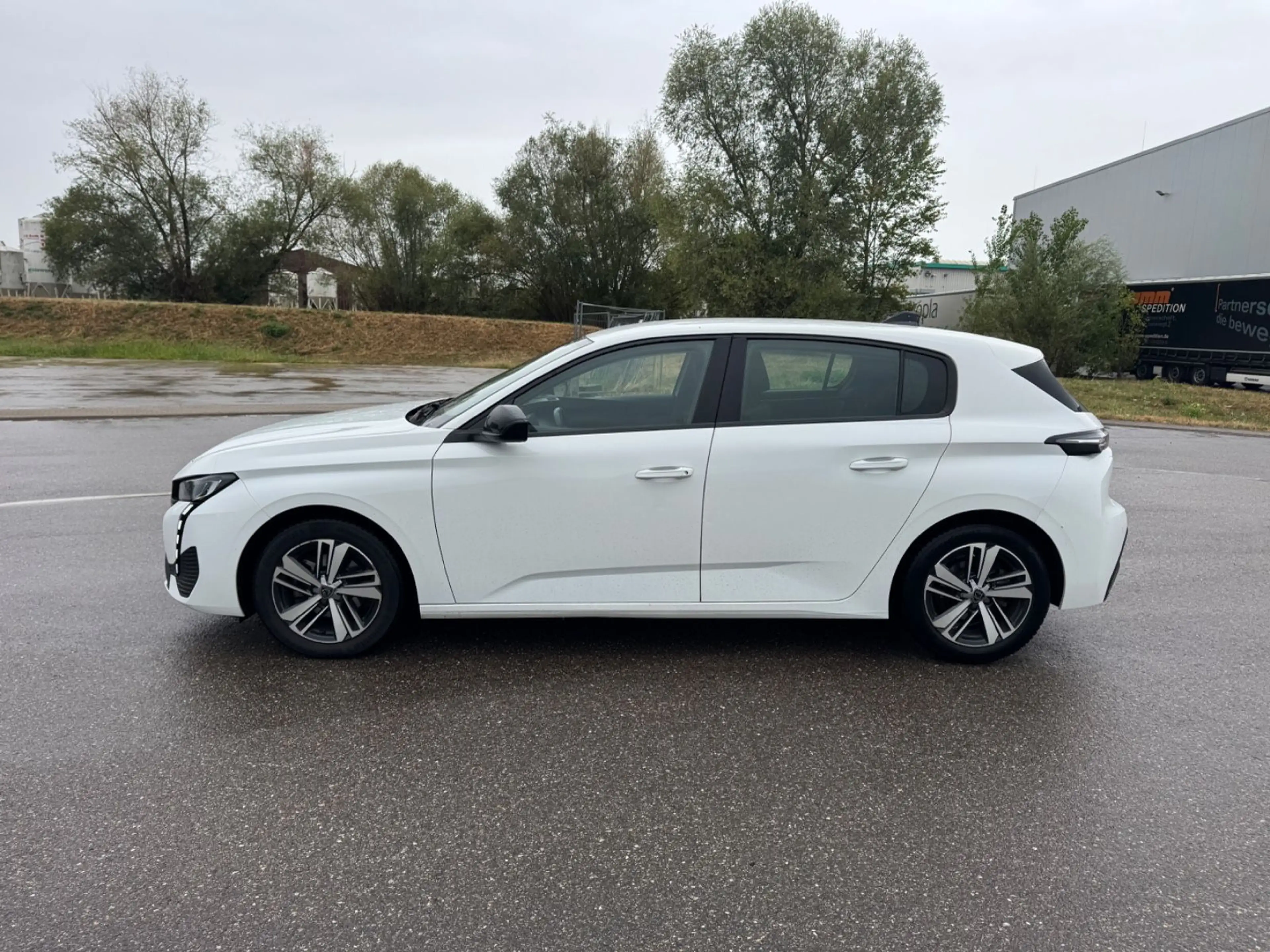 Peugeot 308 Active Pack*PDC*NAVI*AUTOMATIK*LKW — photo 3