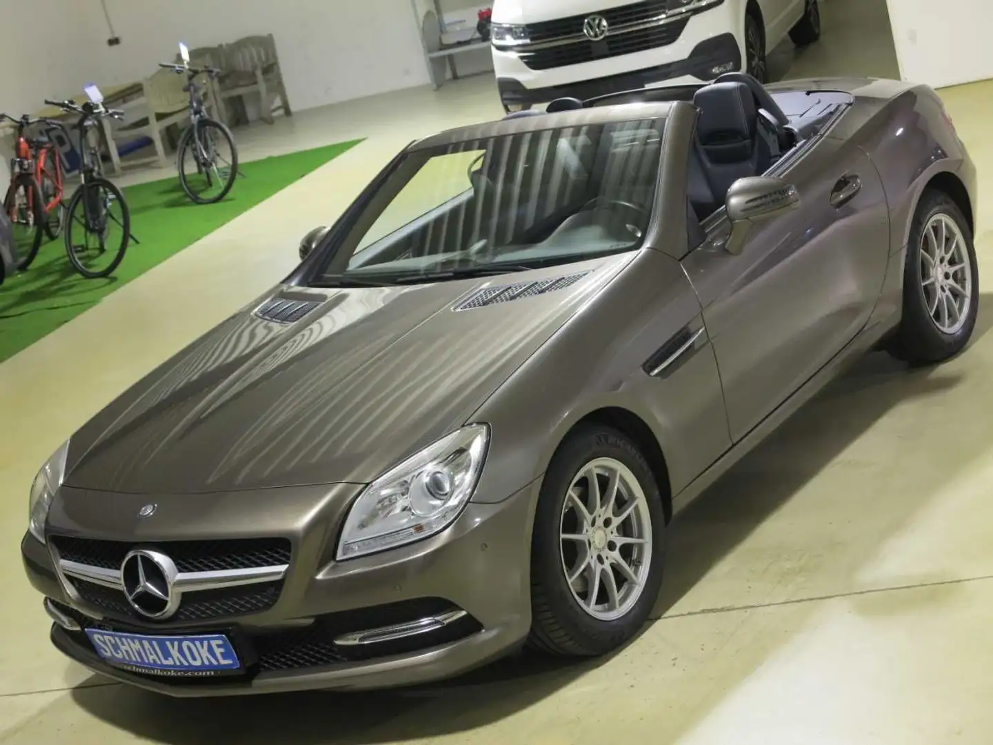 Mercedes-Benz SLK 200 BlueEFFICIENCY Leder Navi Grau - 2