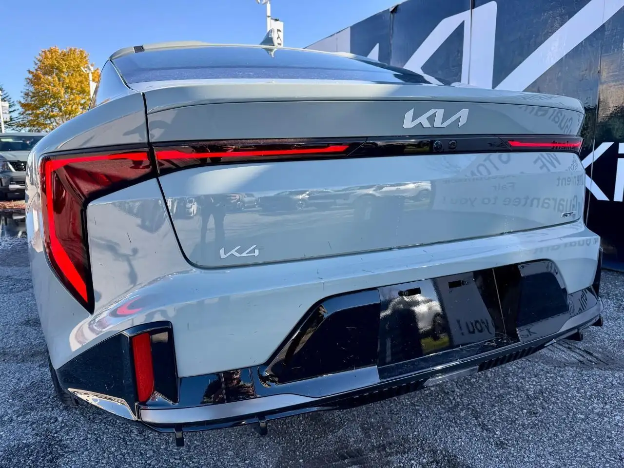 Kia K4 снимка Kia K4