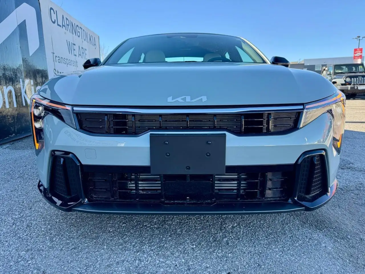 Kia K4 снимка Kia K4