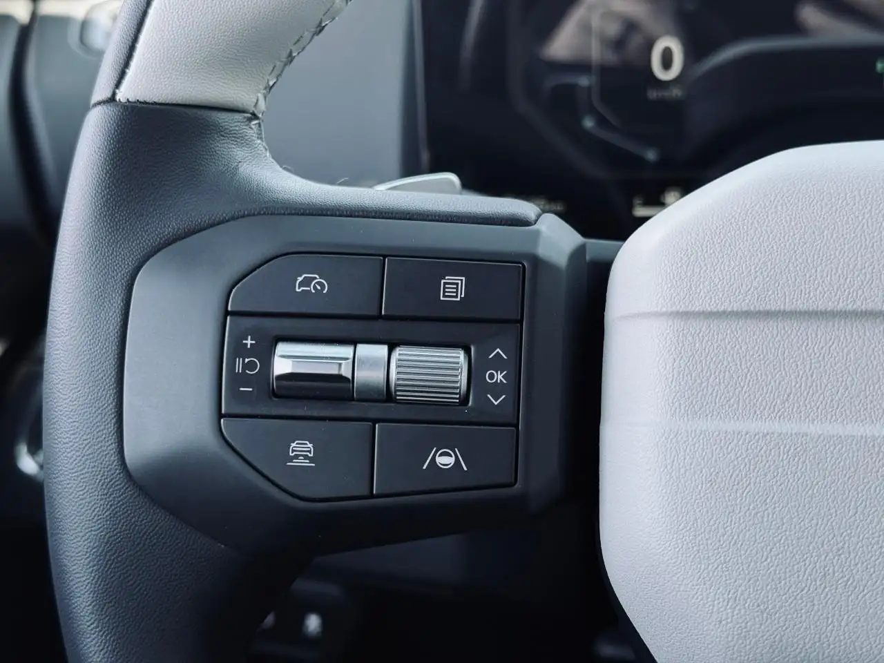 Kia K4 снимка Kia K4