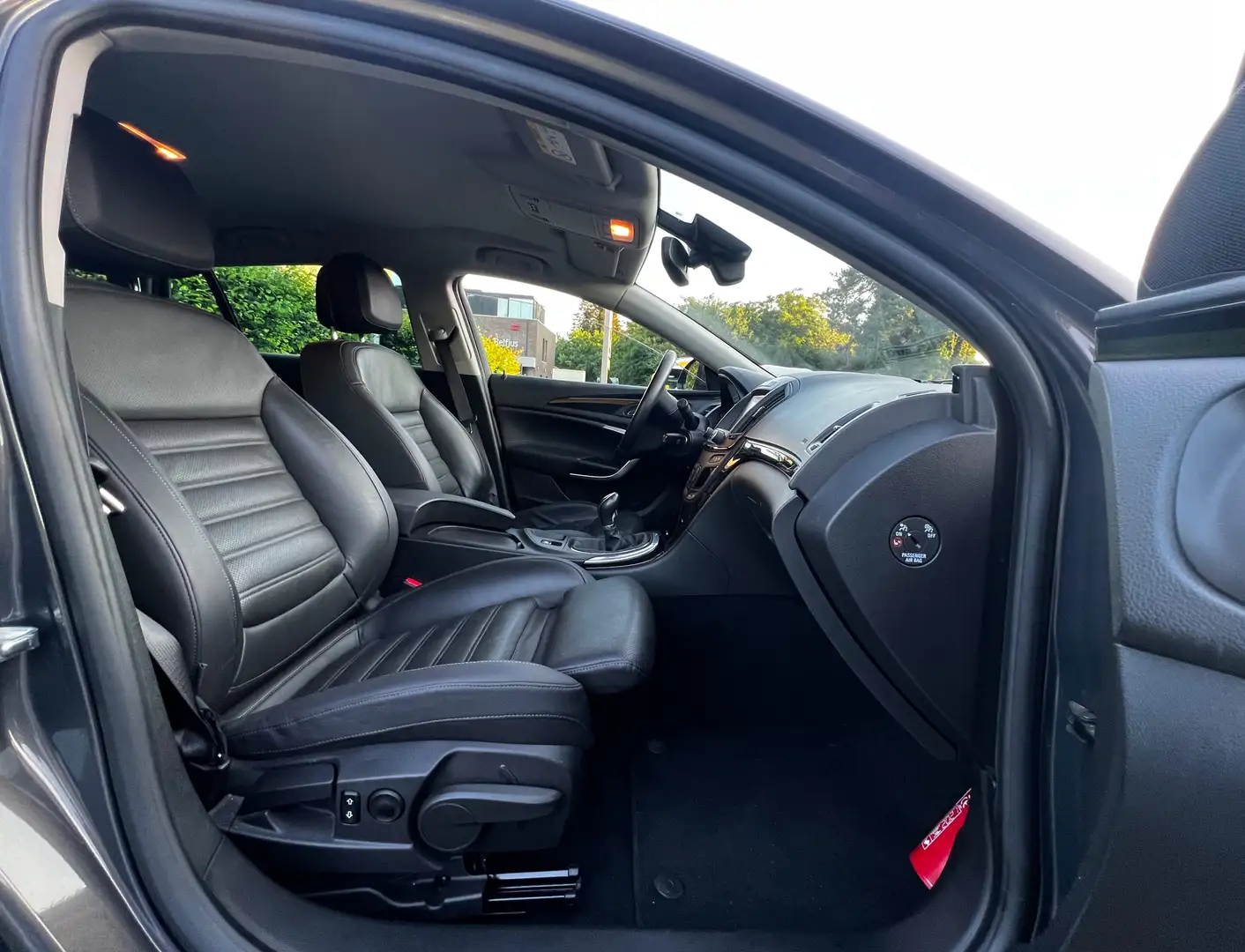 Opel Insignia 1.6 CDTI Sports Tourer ecoFLEXStart/Stop Business Grijs - 2