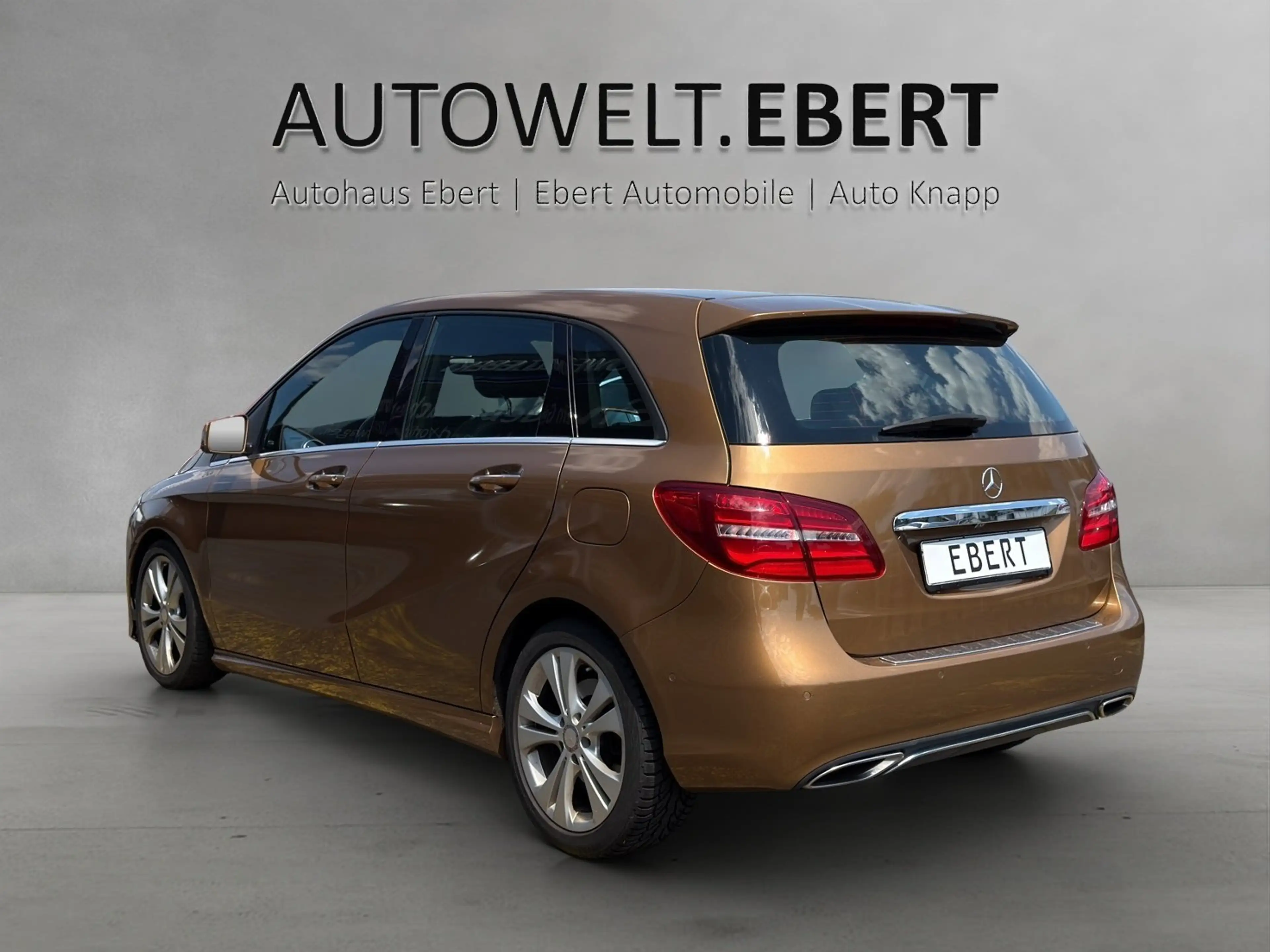Mercedes-Benz B 250 Urban 7G-DCT DISTRO Navi LED Kamera STHZ — photo 3