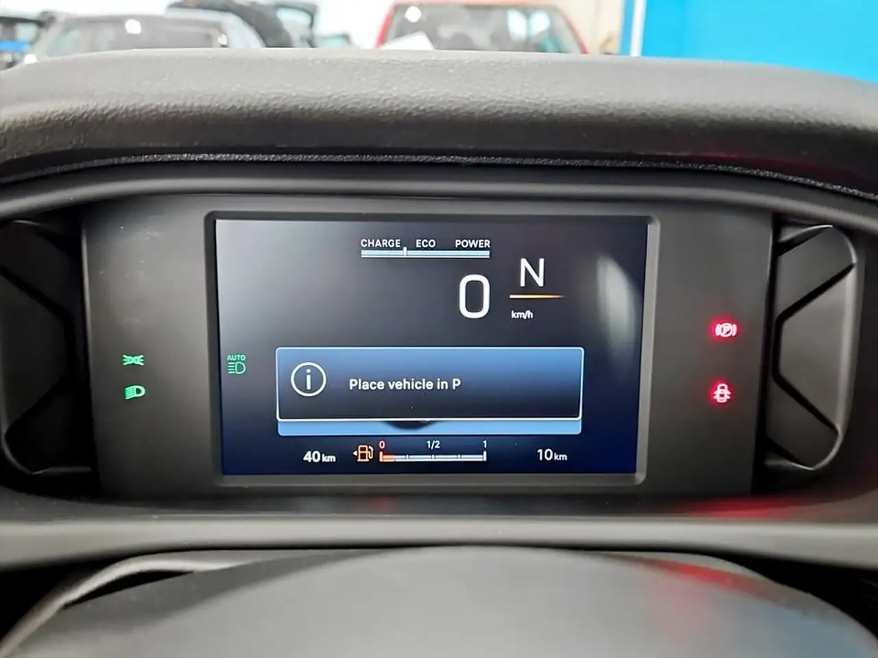 Jeep Avenger 1.2 Turbo e-Hybrid MHEV Longitude 9