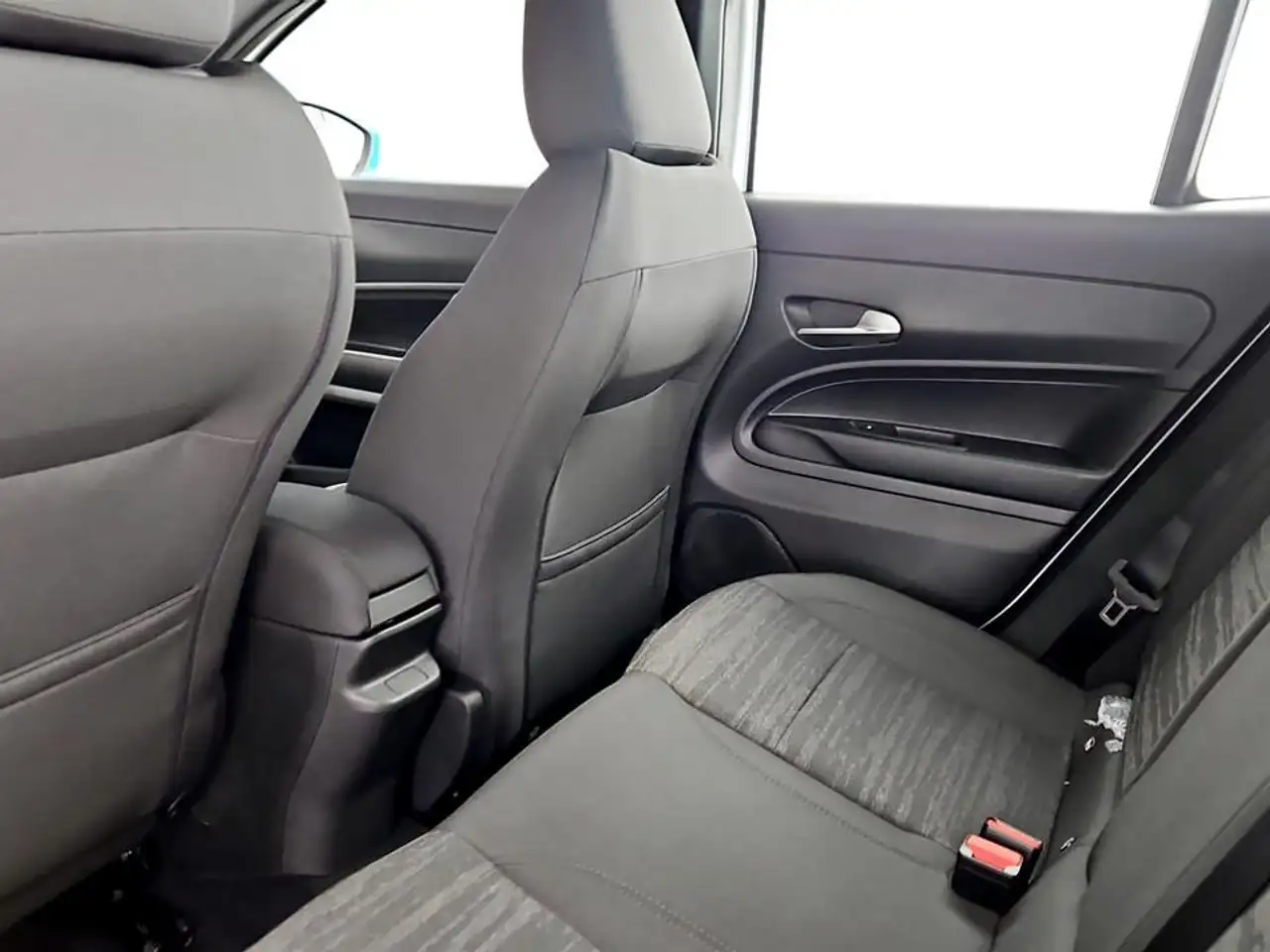 Jeep Avenger 1.2 Turbo e-Hybrid MHEV Longitude 17