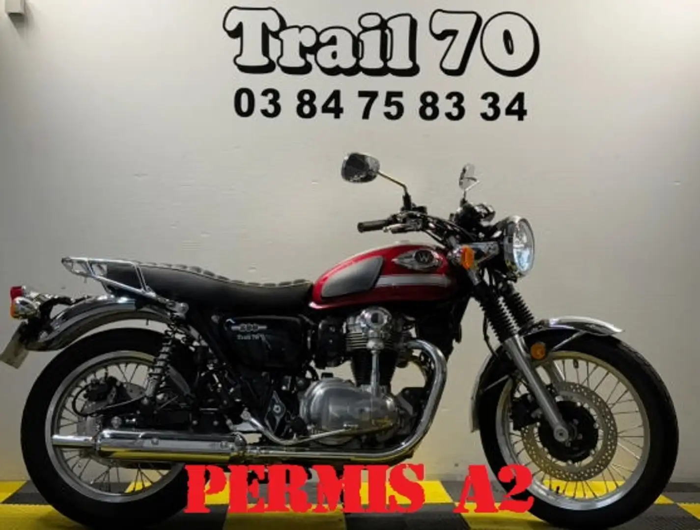 Kawasaki W 800 Rojo - 1