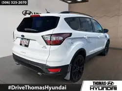 Ford Escape снимка Ford Escape