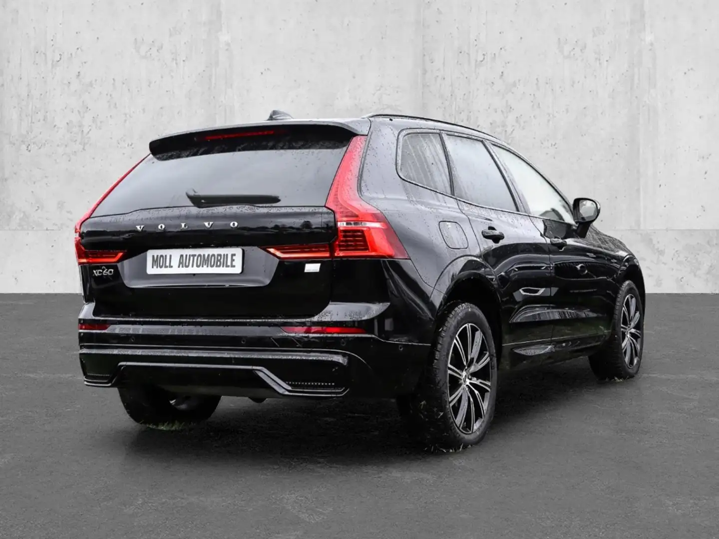 Volvo XC60 Plus Dark Recharge Plug-In Hybrid AWD T8 Twin Engi Schwarz - 2