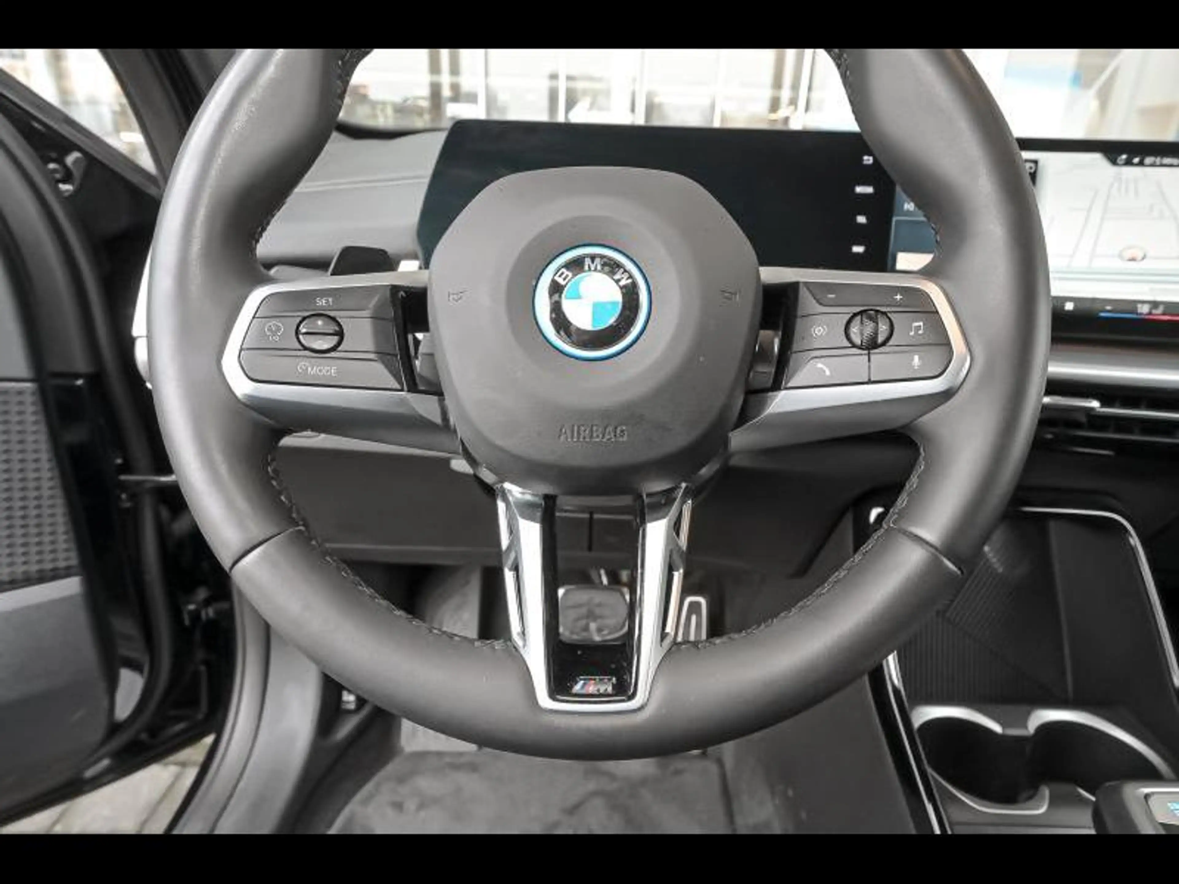 BMW iX2 M Sportpakket — photo 9