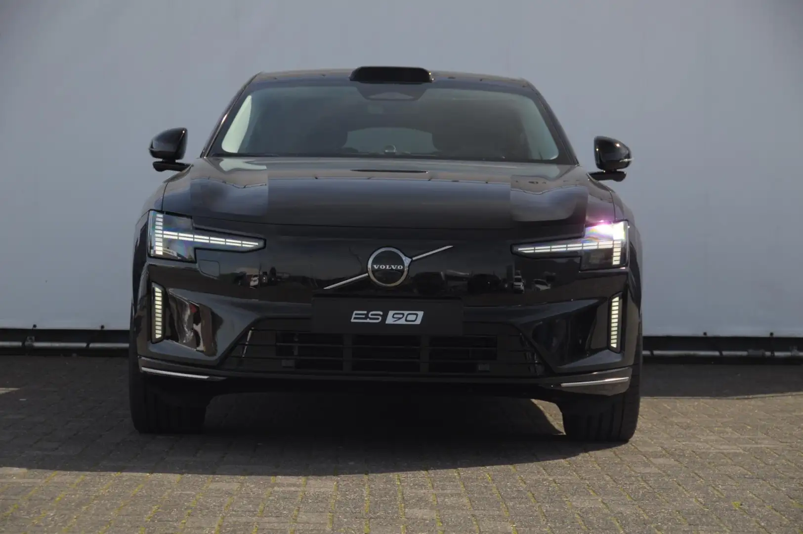Volvo ES90 333PK Automaat Single Ext. Range Ultra Bowers & Wi Schwarz - 2
