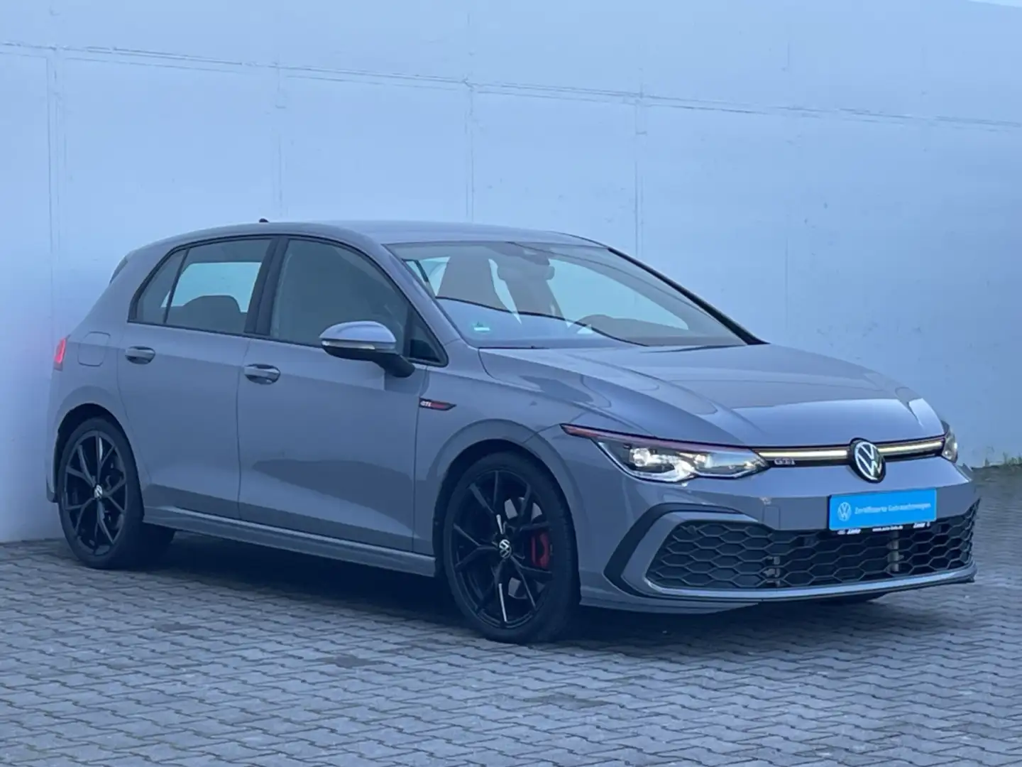 Volkswagen Golf GTI VIII 2.0TSI DSG AHK/Kamera/H&K/IQ.Light/Navi/App-C Grau - 2