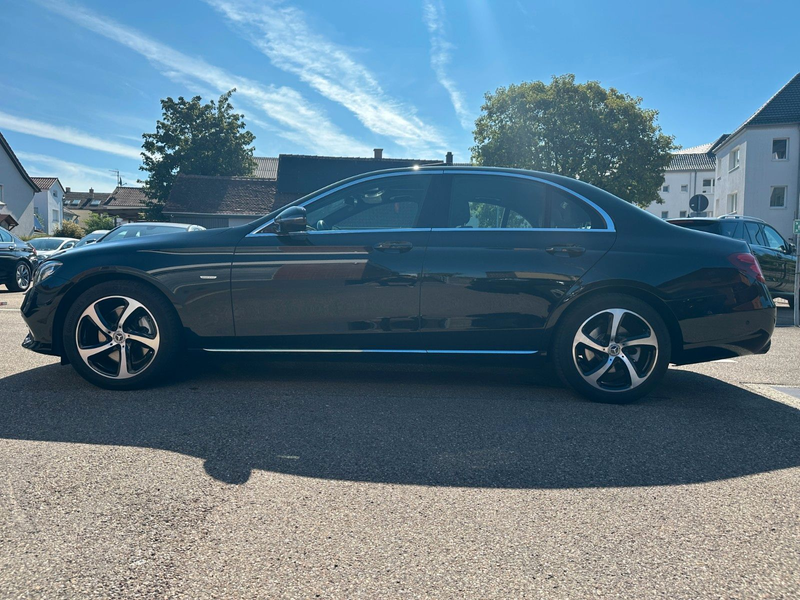 Mercedes-Benz E 200 9G-TRONIC*SPORT&STYLE*S-DACH*COMAND*RFK — photo 6