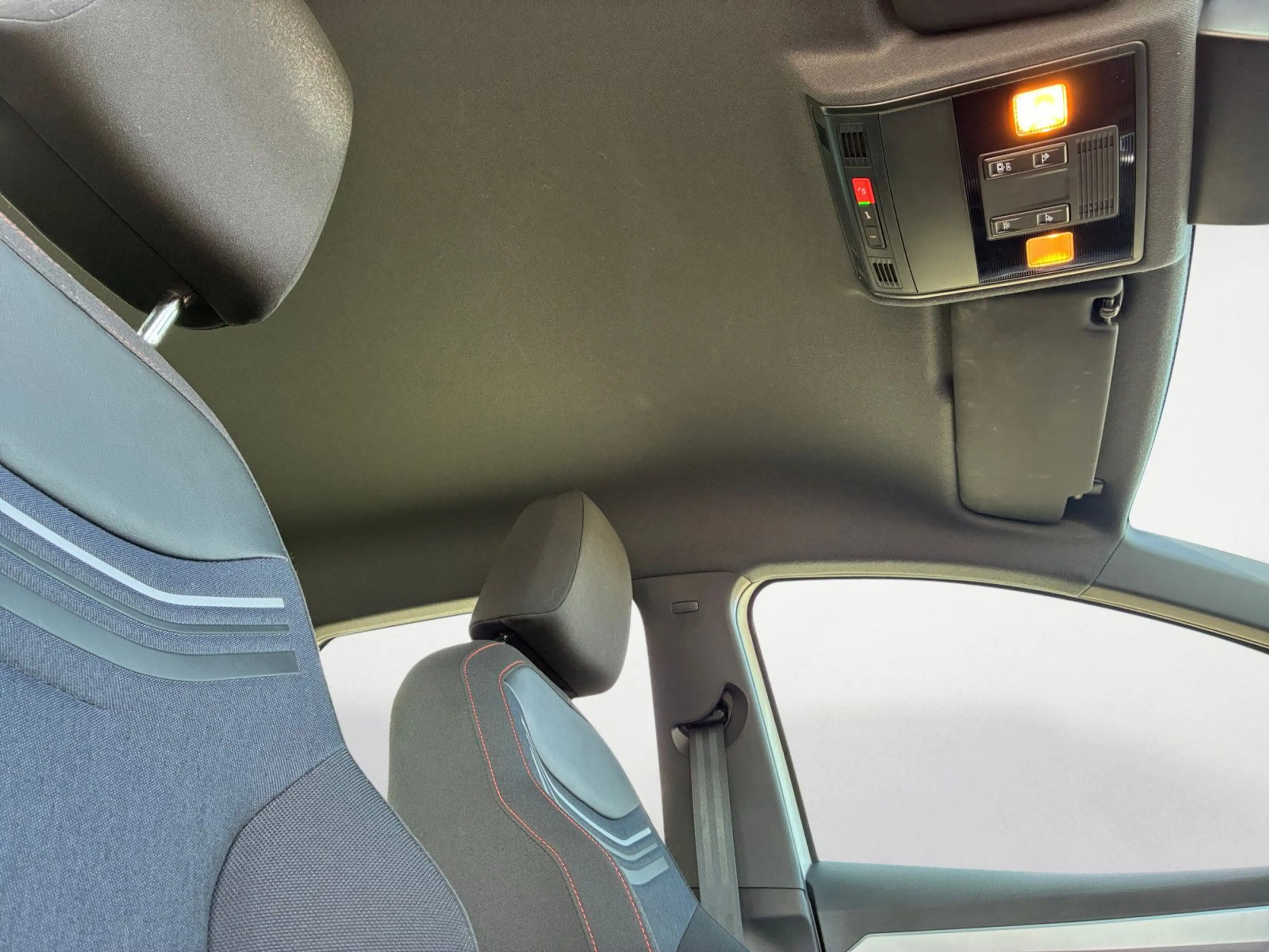 SEAT Ibiza 1,0 TSI FR VIRTUAL-COCKPIT*TEMPOMAT*KLIMA* — photo 13