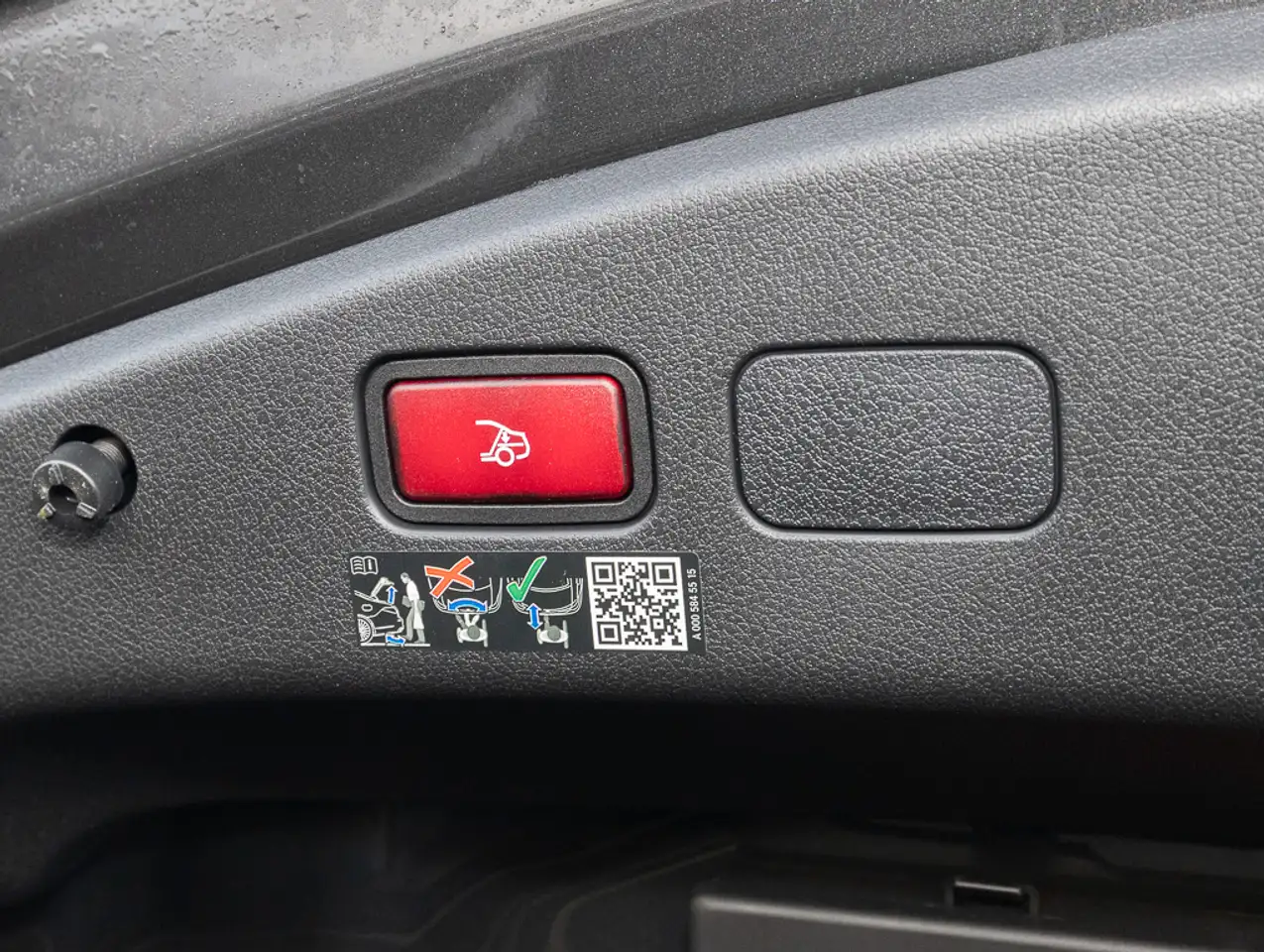 Mercedes-Benz CLE 450 4MATIC Cabriolet Sport W-Paket KeyLess 11