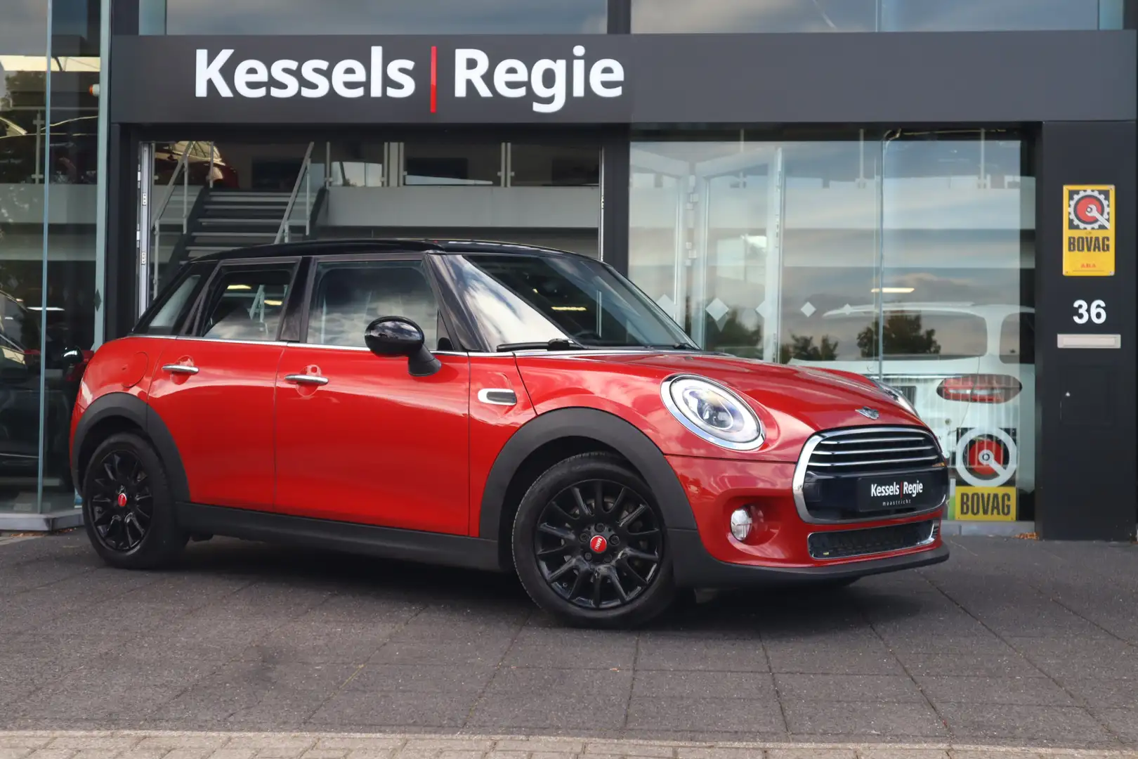 MINI Cooper Mini 1.5 Chili LED Stoelverwarming Sensoren Clima Rouge - 2