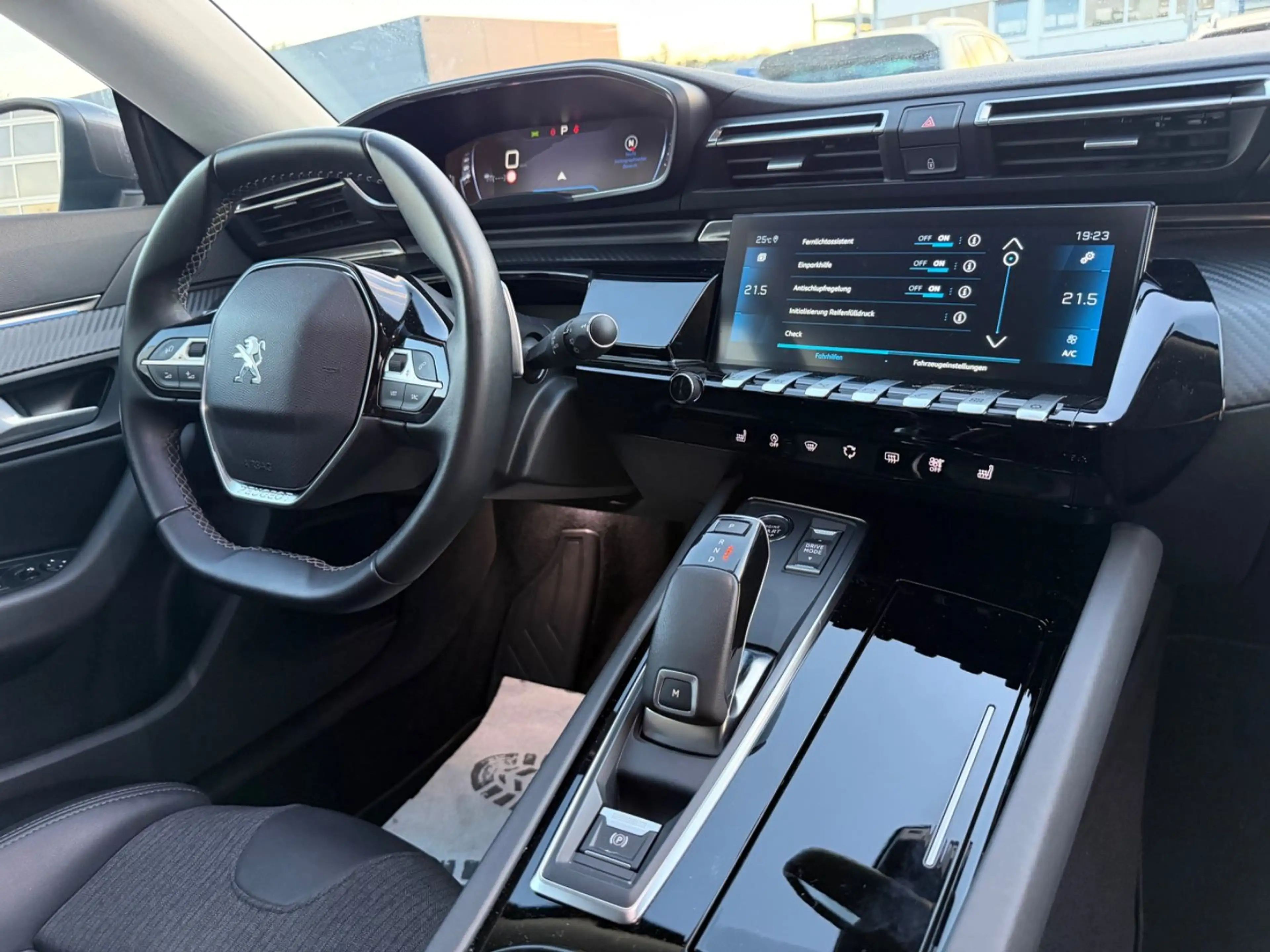 Peugeot 508 SW Allure Pack 1.5 Blue-HDI Keyless Kamera — photo 14