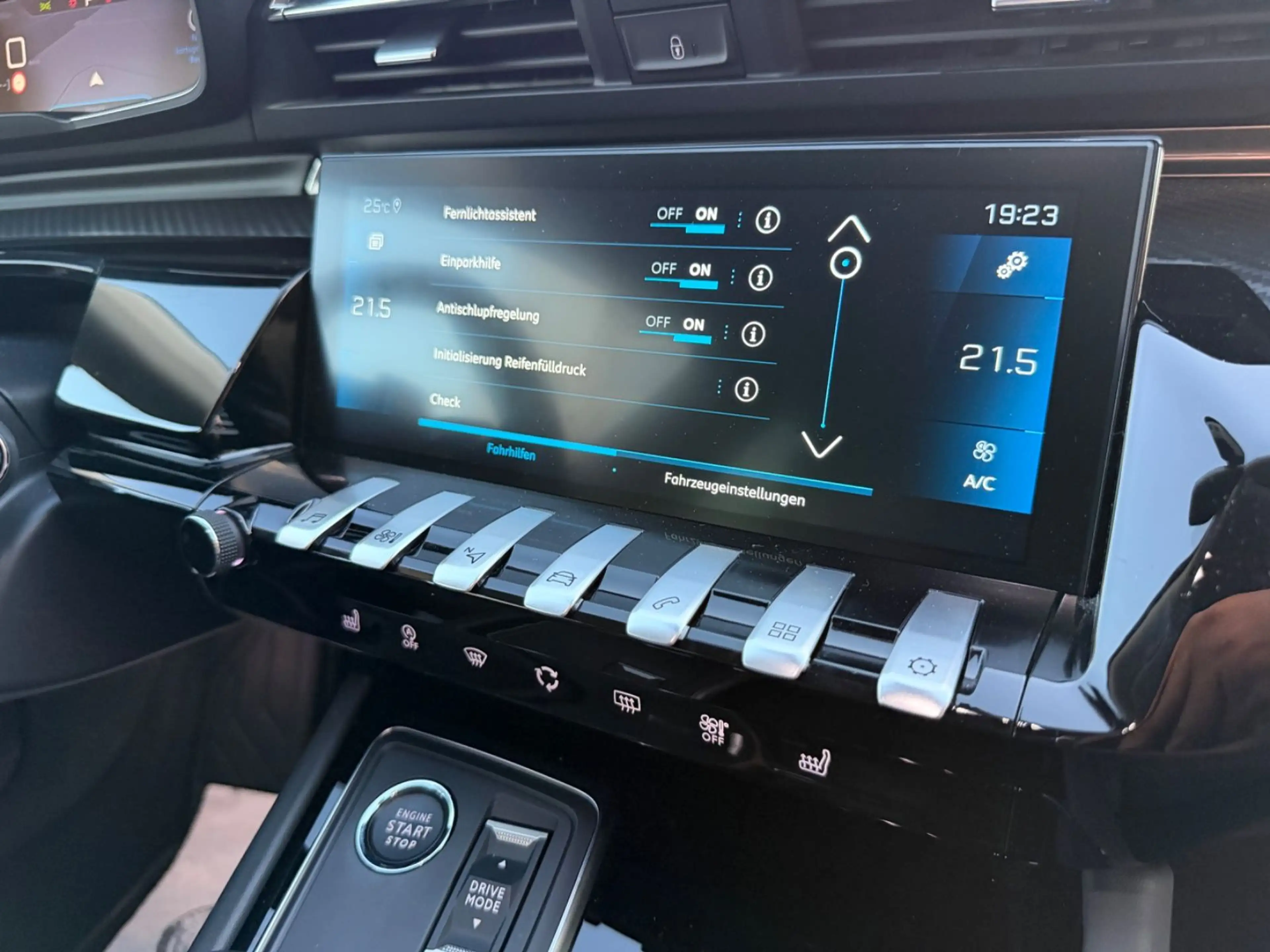 Peugeot 508 SW Allure Pack 1.5 Blue-HDI Keyless Kamera — photo 15