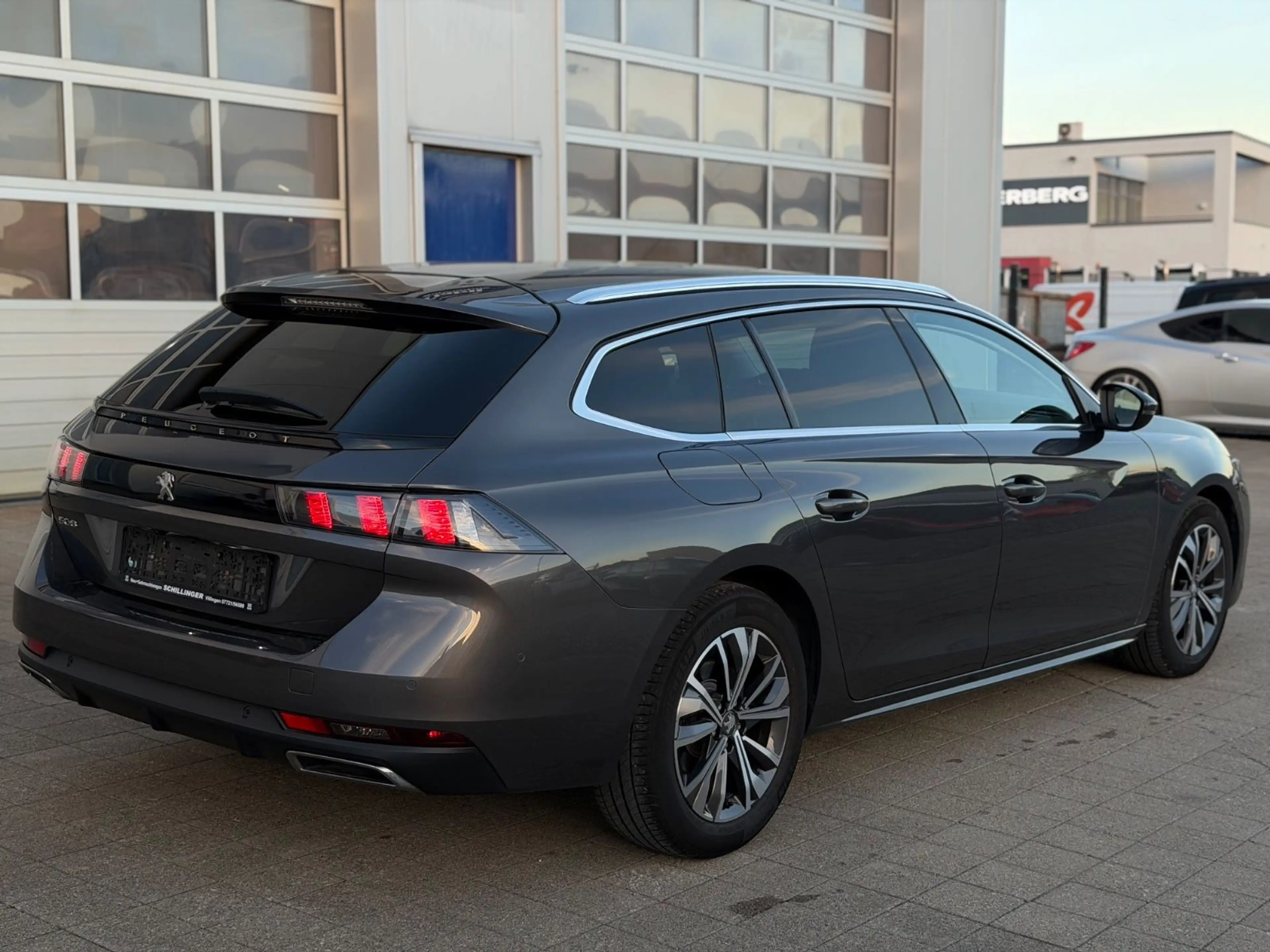 Peugeot 508 SW Allure Pack 1.5 Blue-HDI Keyless Kamera — photo 8