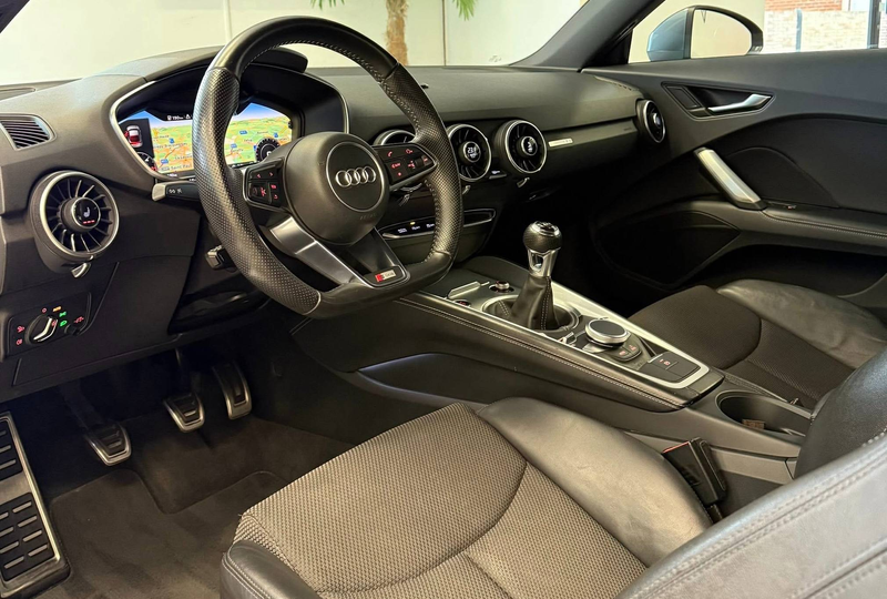 Audi TT Full S-LINE / 2l TDI / FACELIFT — photo 9