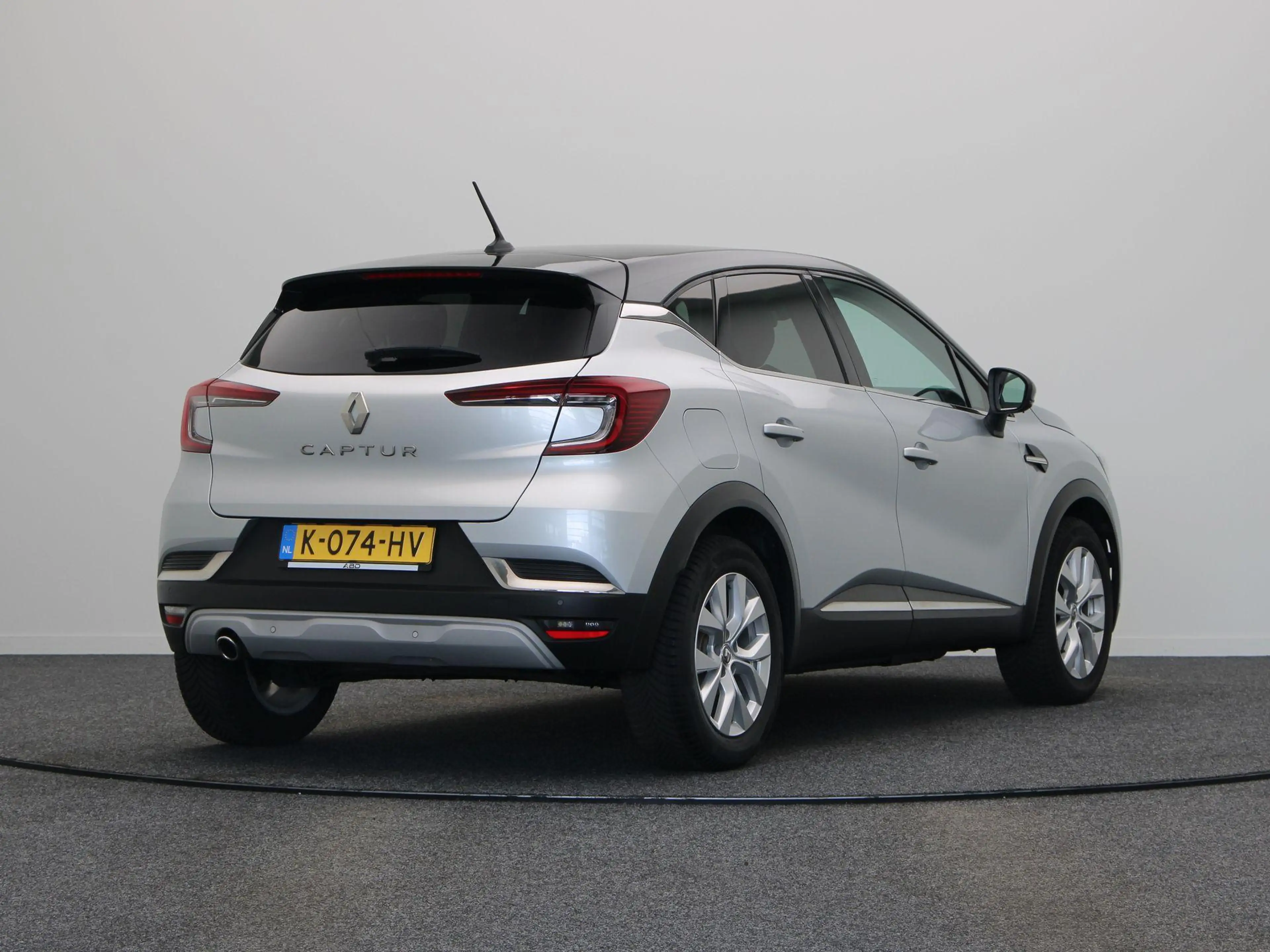 Renault Captur 1.0 TCe 100 Intens | Cruise Control | Climate Cont — photo 11