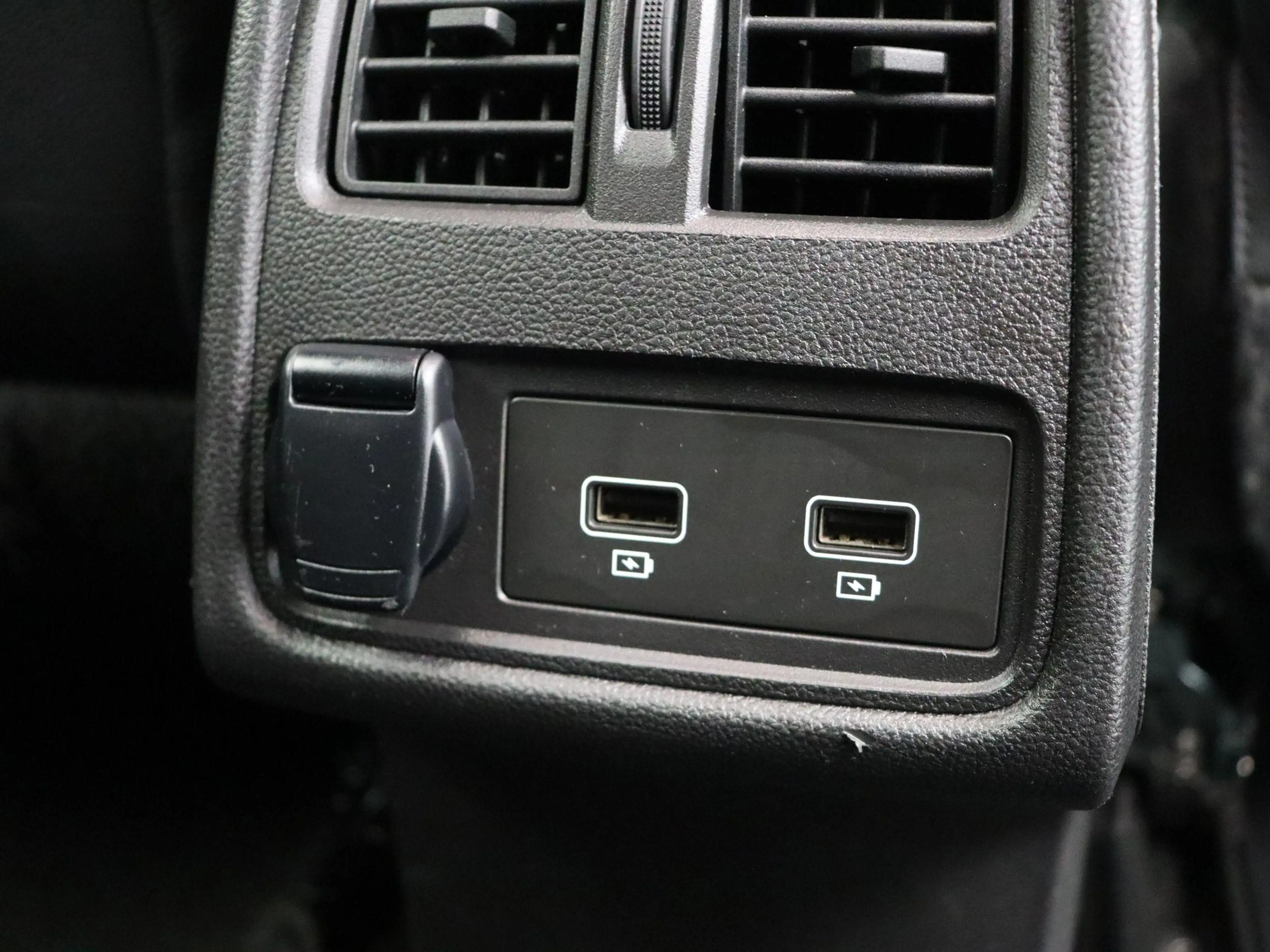 Renault Captur 1.0 TCe 100 Intens | Cruise Control | Climate Cont — photo 4