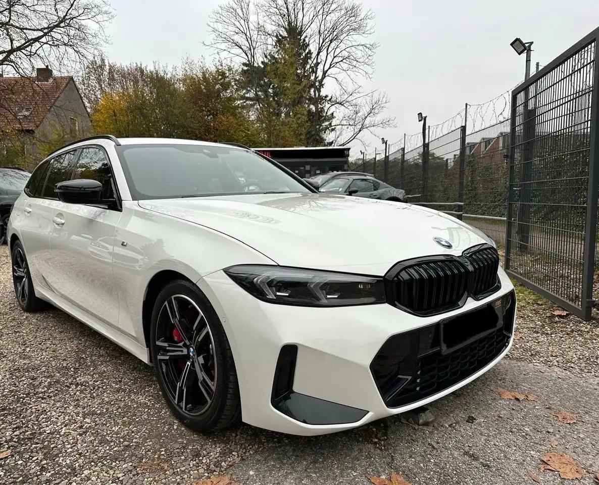 BMW 320