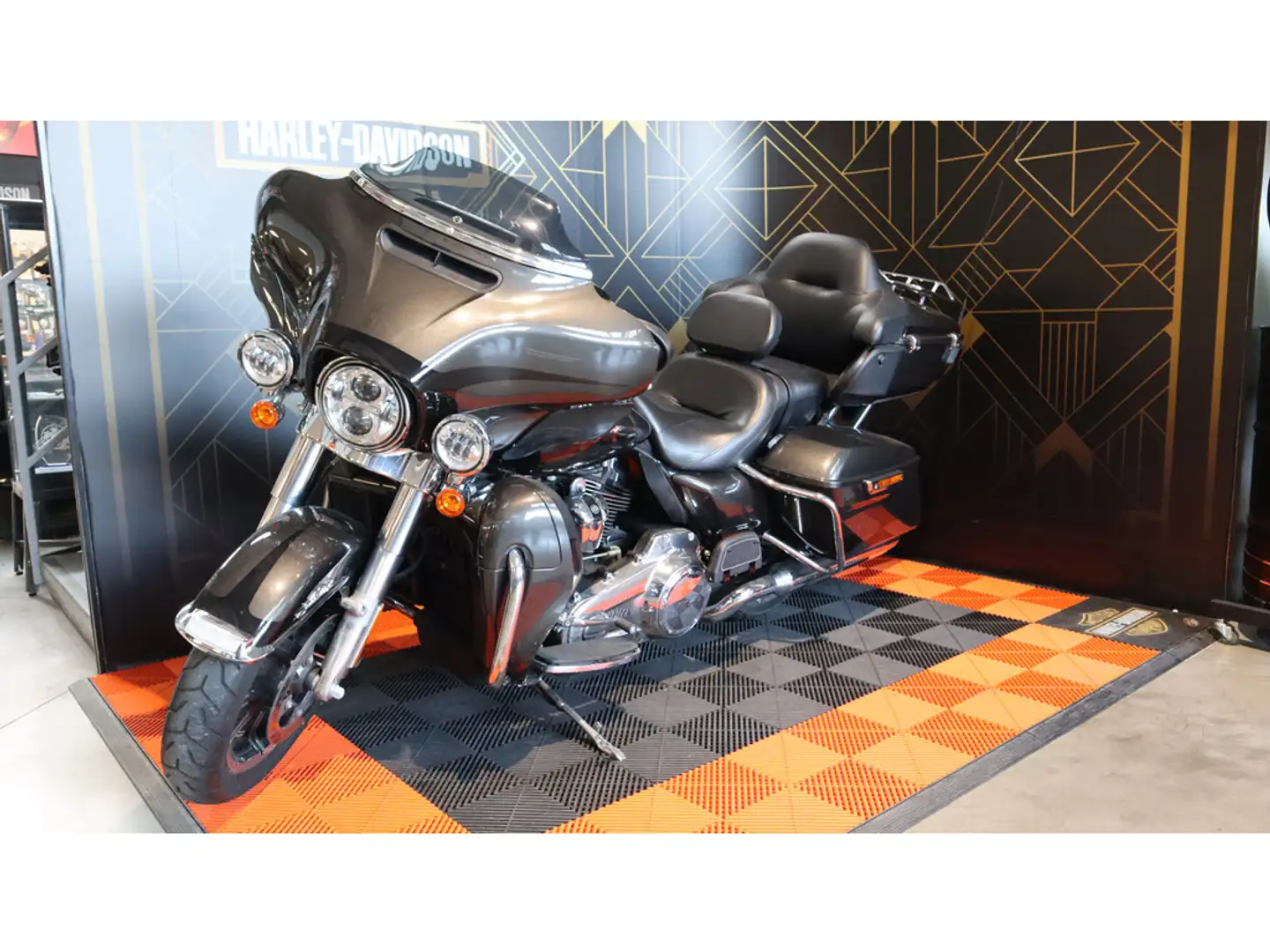 Harley-Davidson Ultra Limited Sport/tour - 1