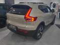 Volvo XC40 B3 Geartr. Plus Dark Gold - thumbnail 3