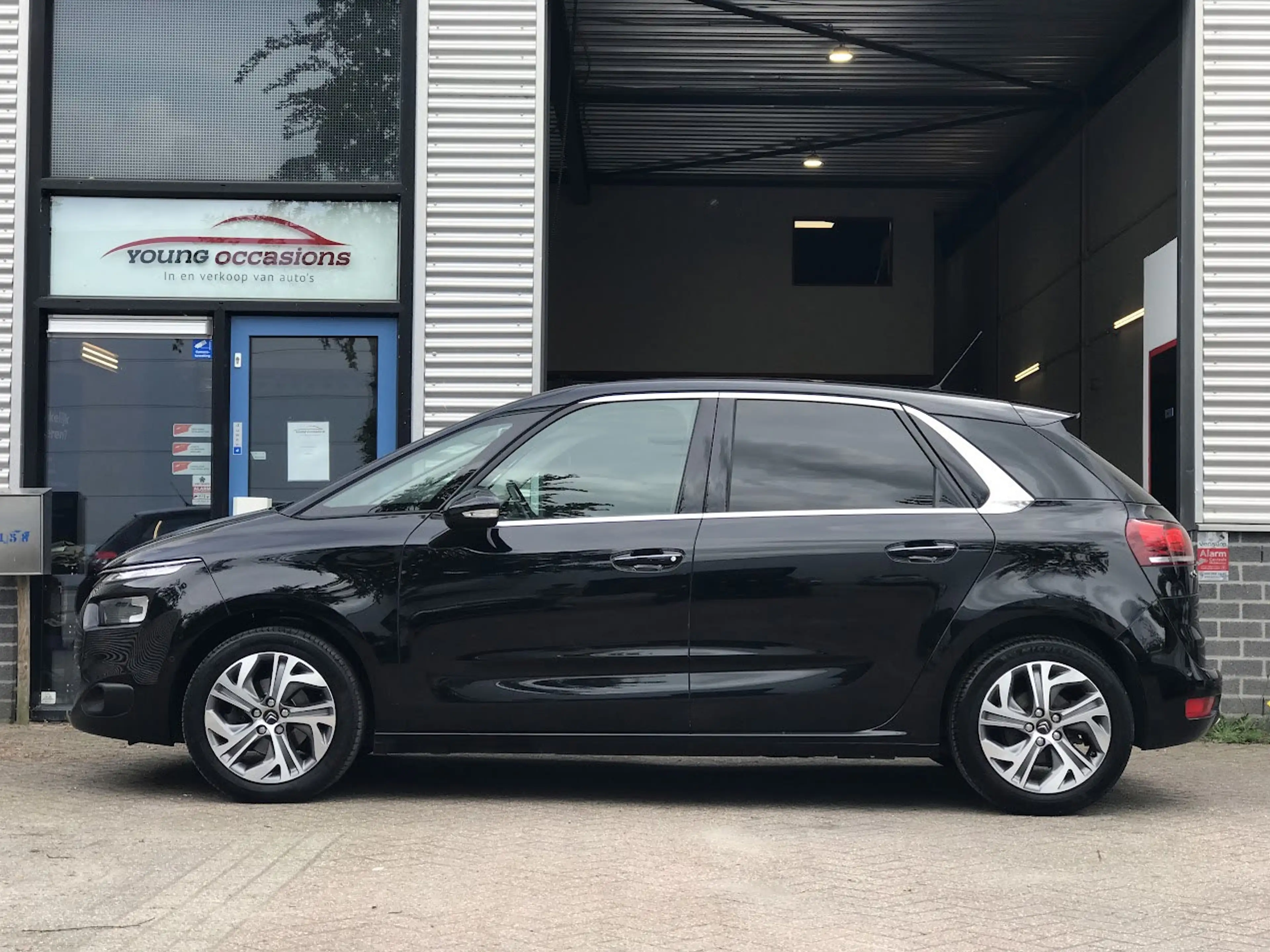 Citroen C4 Picasso 1.2 PureTech Intensive Navi|Camera|PDC|Keyless — photo 5