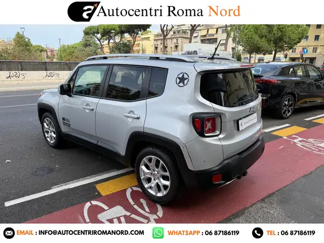 Jeep Renegade view 10