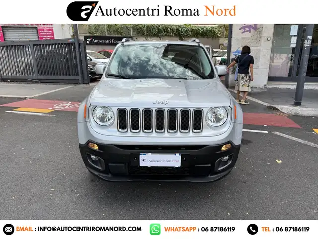 Jeep Renegade view 2