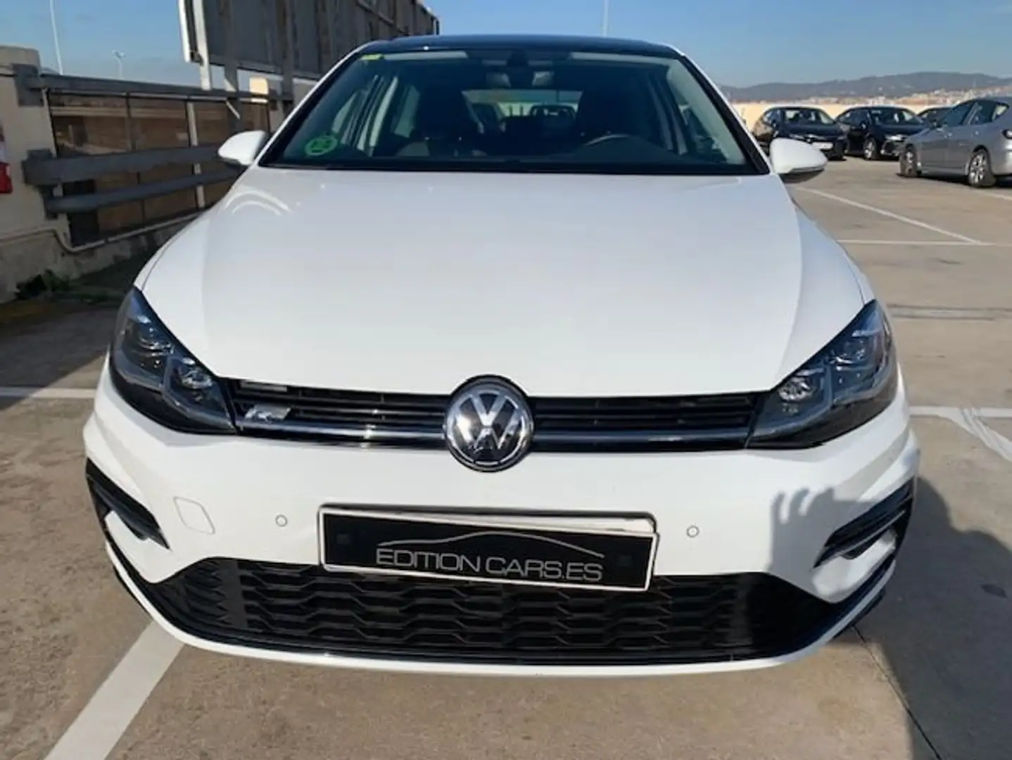 Volkswagen Golf 1.5 eTSI R-Line DSG 110kW Weiß - 2