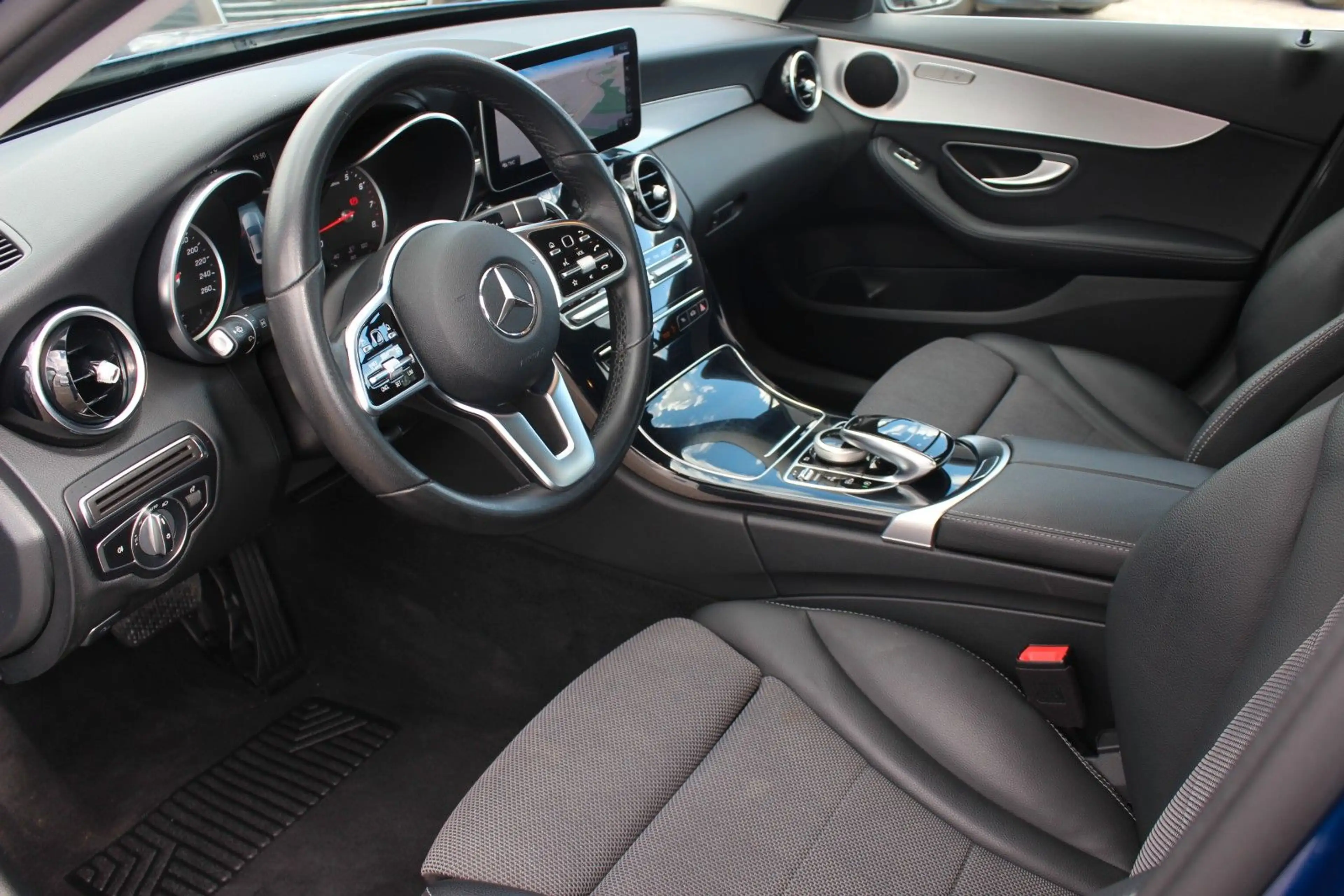 Mercedes-Benz C 180 CGI Avantgarde | 2.Hand | Kamera | LED — photo 10