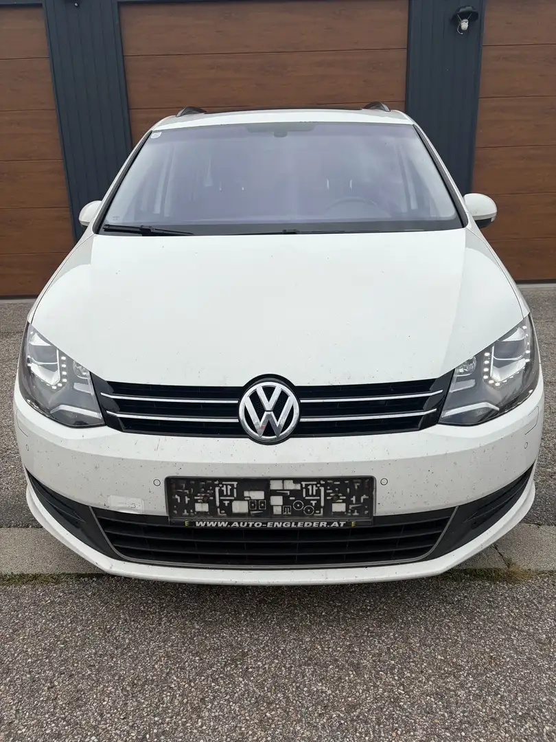 Volkswagen Sharan Trendline BMT 2,0 TDI DPF Weiß - 1