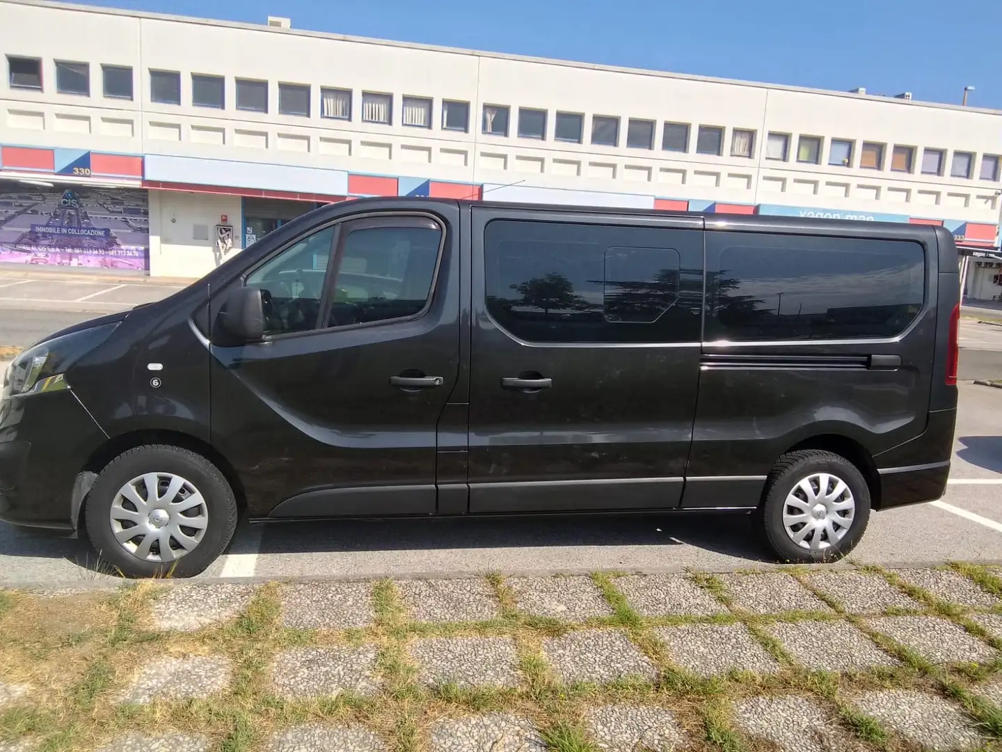 Opel Vivaro COMBI Nero - 1