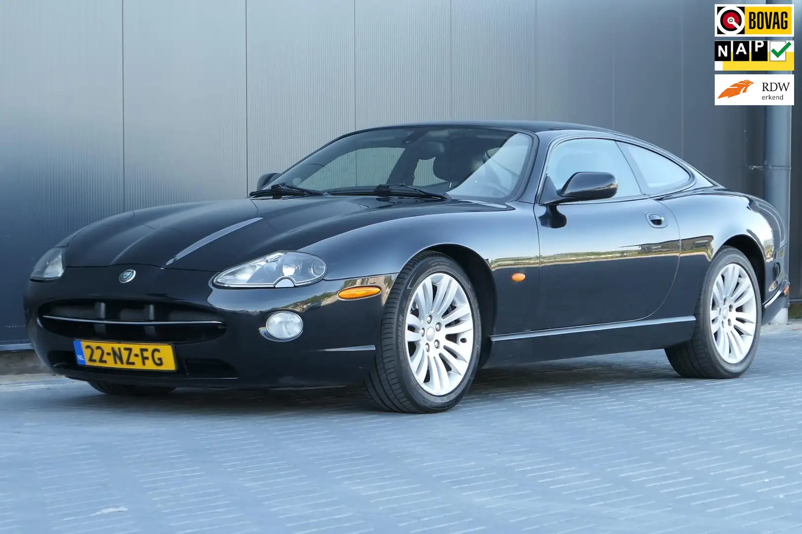 Jaguar XK8 4.2 V8 Coupé Facelift 298pk Navi NAP Leder Youngti Černá - 1