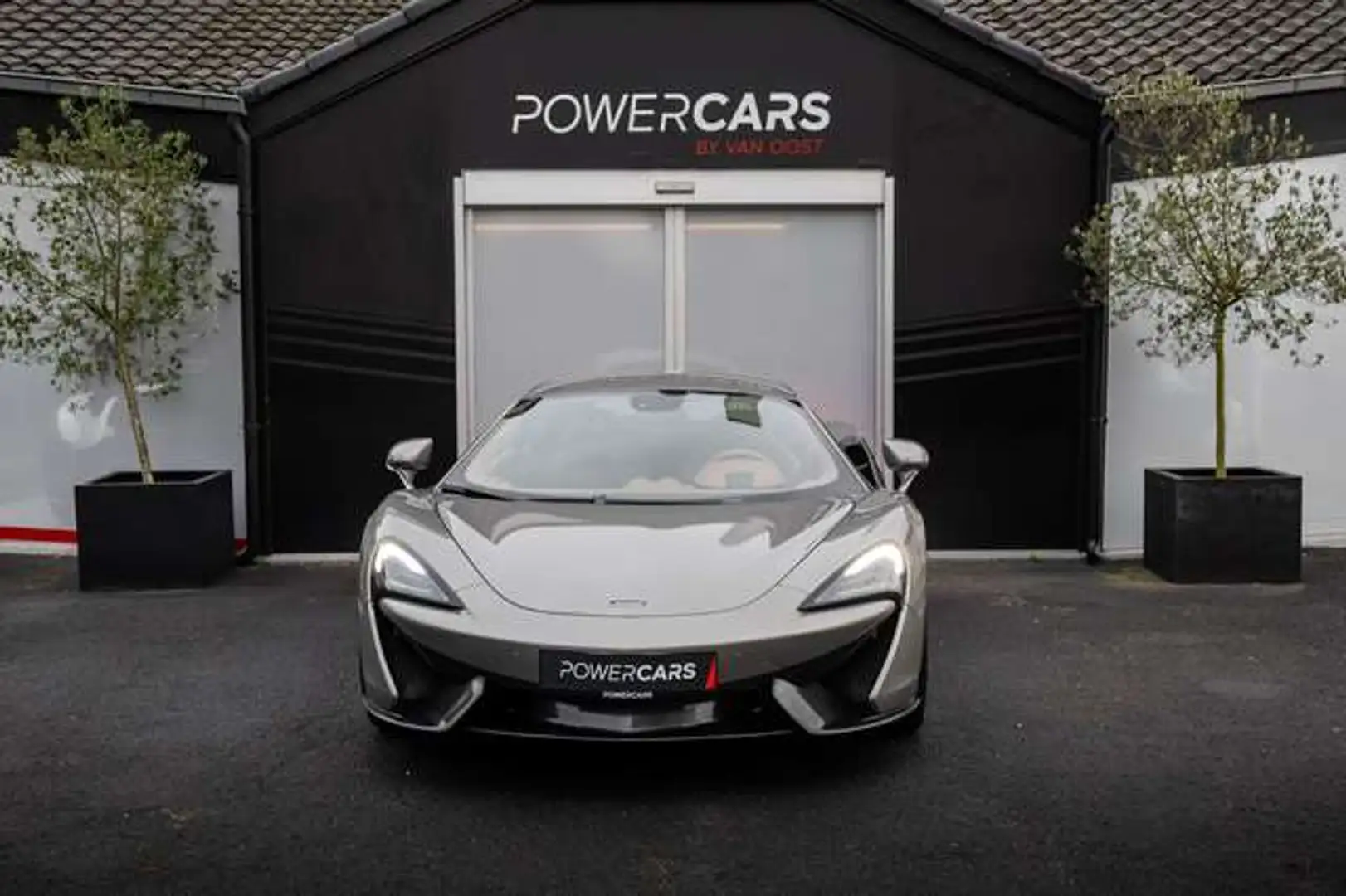 McLaren 570S Coupe | 3.8 V8 | Lift | Carbon MonoCell | Gris - 2