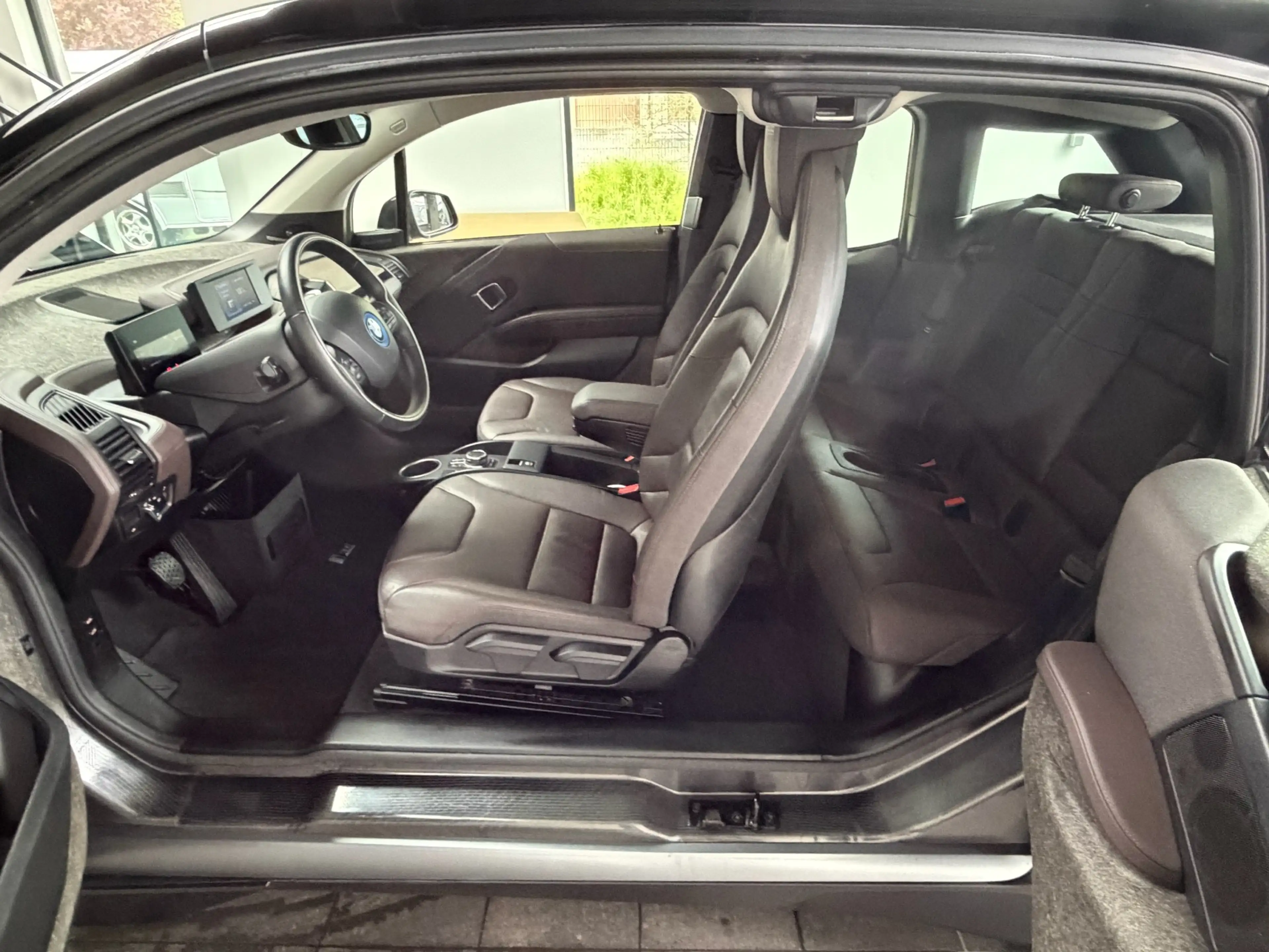 BMW i3 s Unique Forever Panoramadach_HarmanKardon_Keyless — photo 11